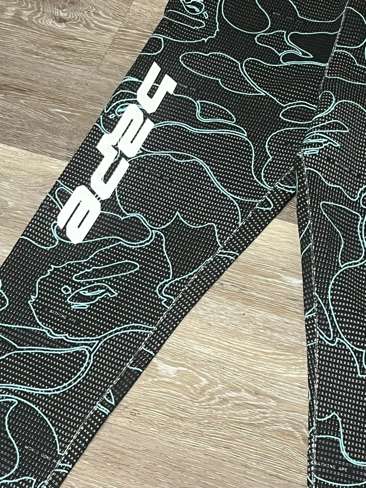Bape Glow in the Dark Circuit Bape Joggers Size Small Size US 28 / EU 44 - 2 Thumbnail