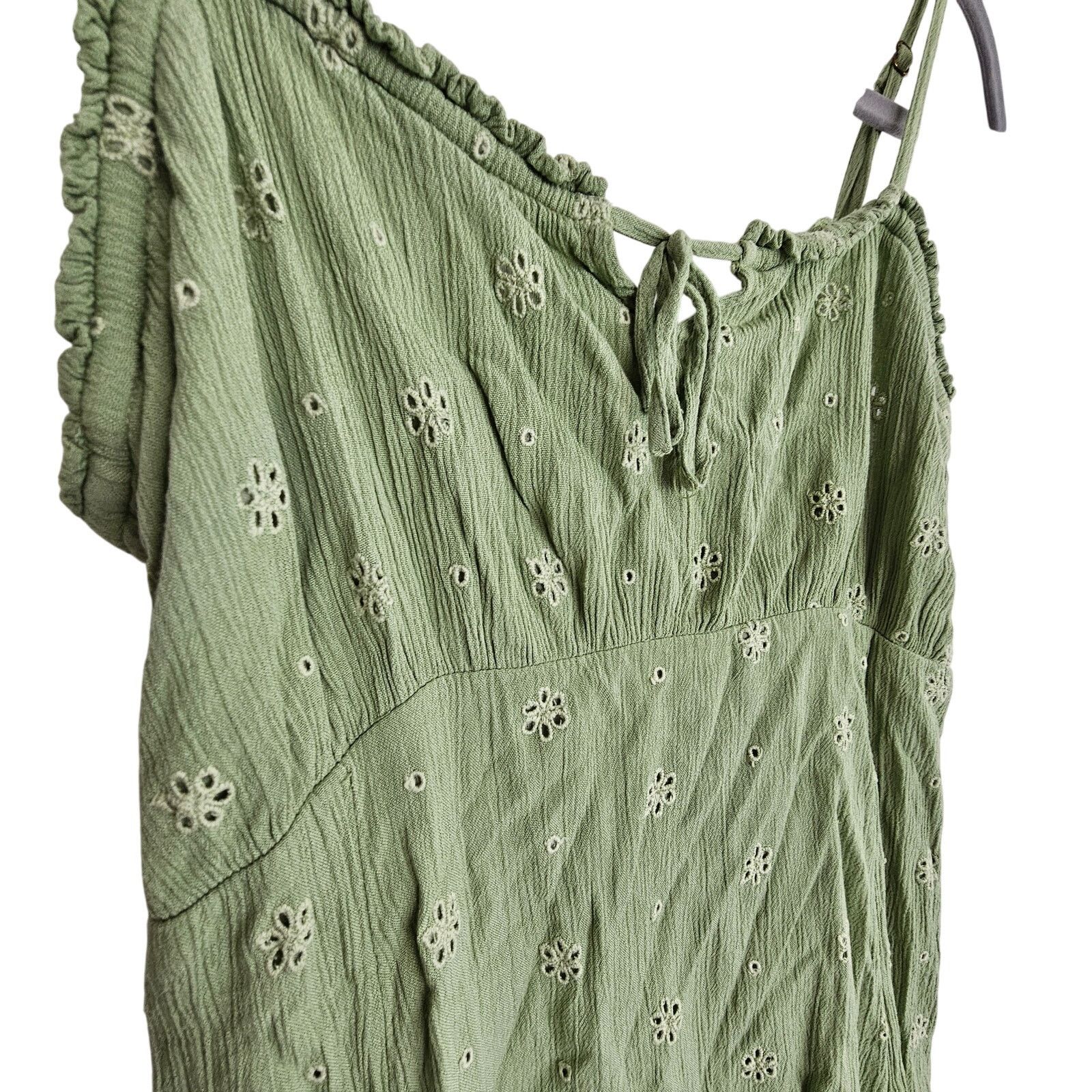 O'Neill O'Neill Womens Eyelet Babydoll Mini Tank Dress S Surf Ruffle Size S / US 4 / IT 40 - 5 Thumbnail
