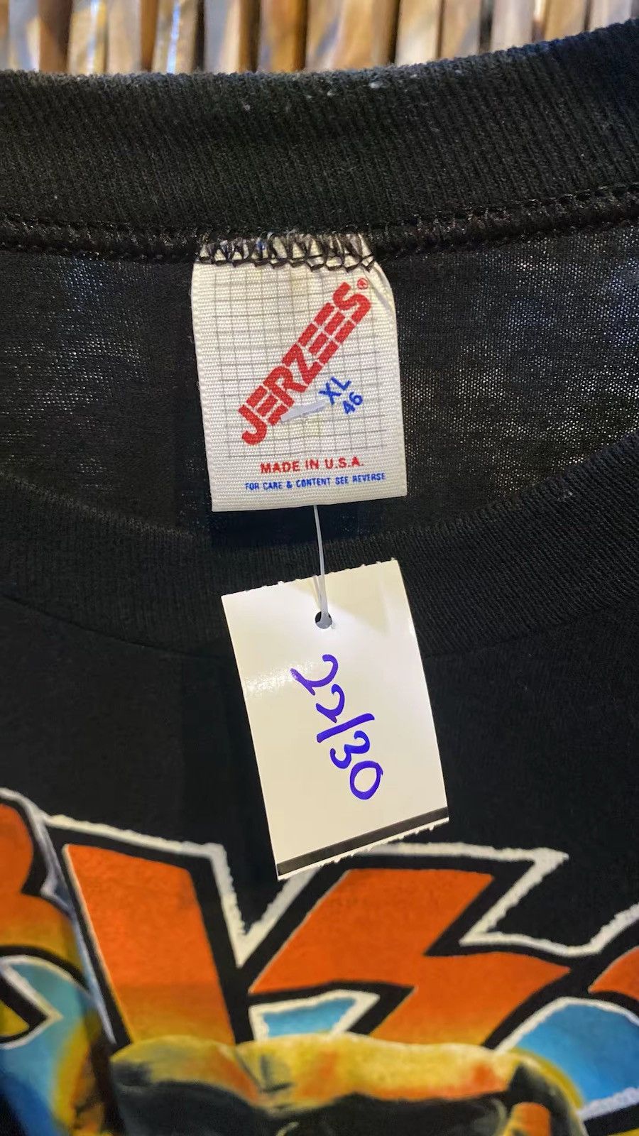 Jerzees Kiss Vintage Shirt 🇺🇸 Size US M / EU 48-50 / 2 - 2 Thumbnail
