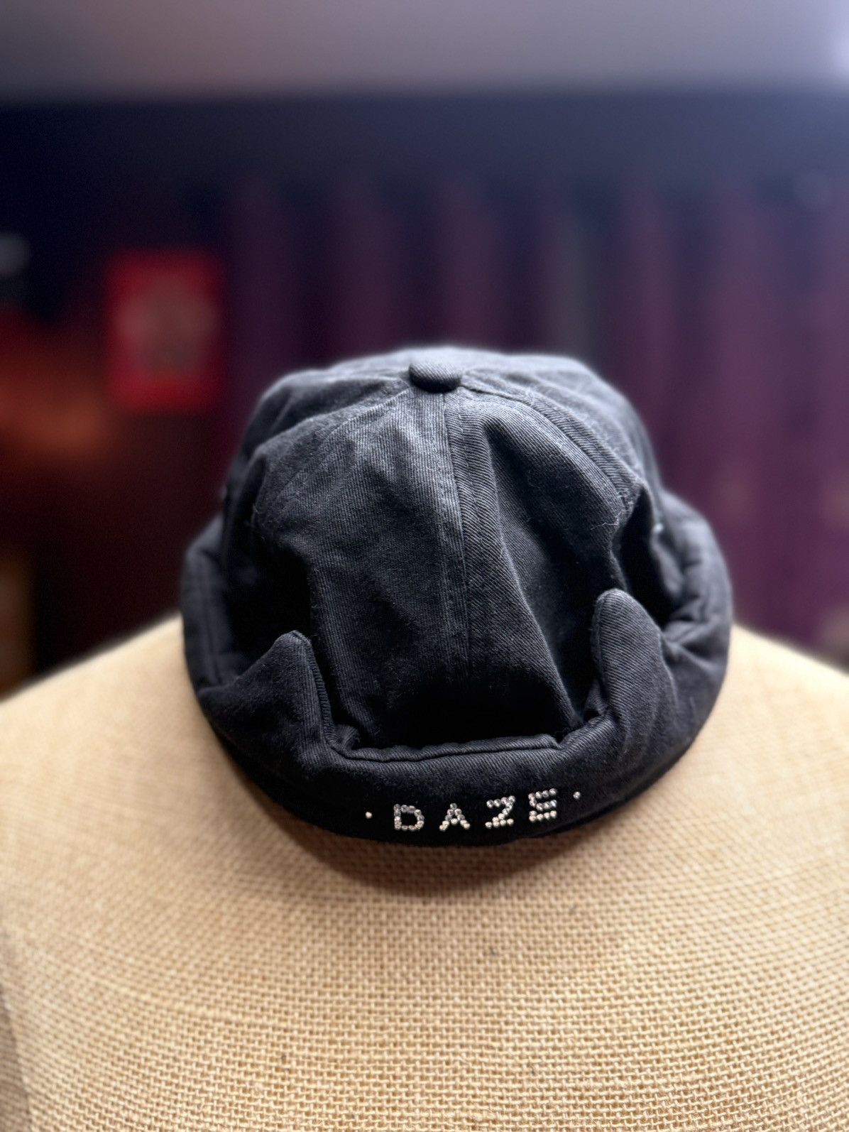 Other Black DAZE Rolled Brim Cap – Edgy, Minimalist Streetwear Size ONE SIZE - 2 Thumbnail