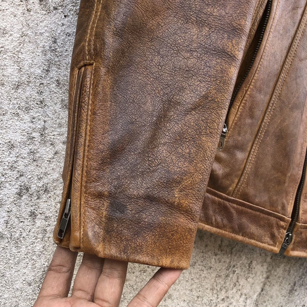 Vintage Vintage 90s Cow Real Leather Rider's Jacket By Uniqlo Size US M / EU 48-50 / 2 - 13 Thumbnail