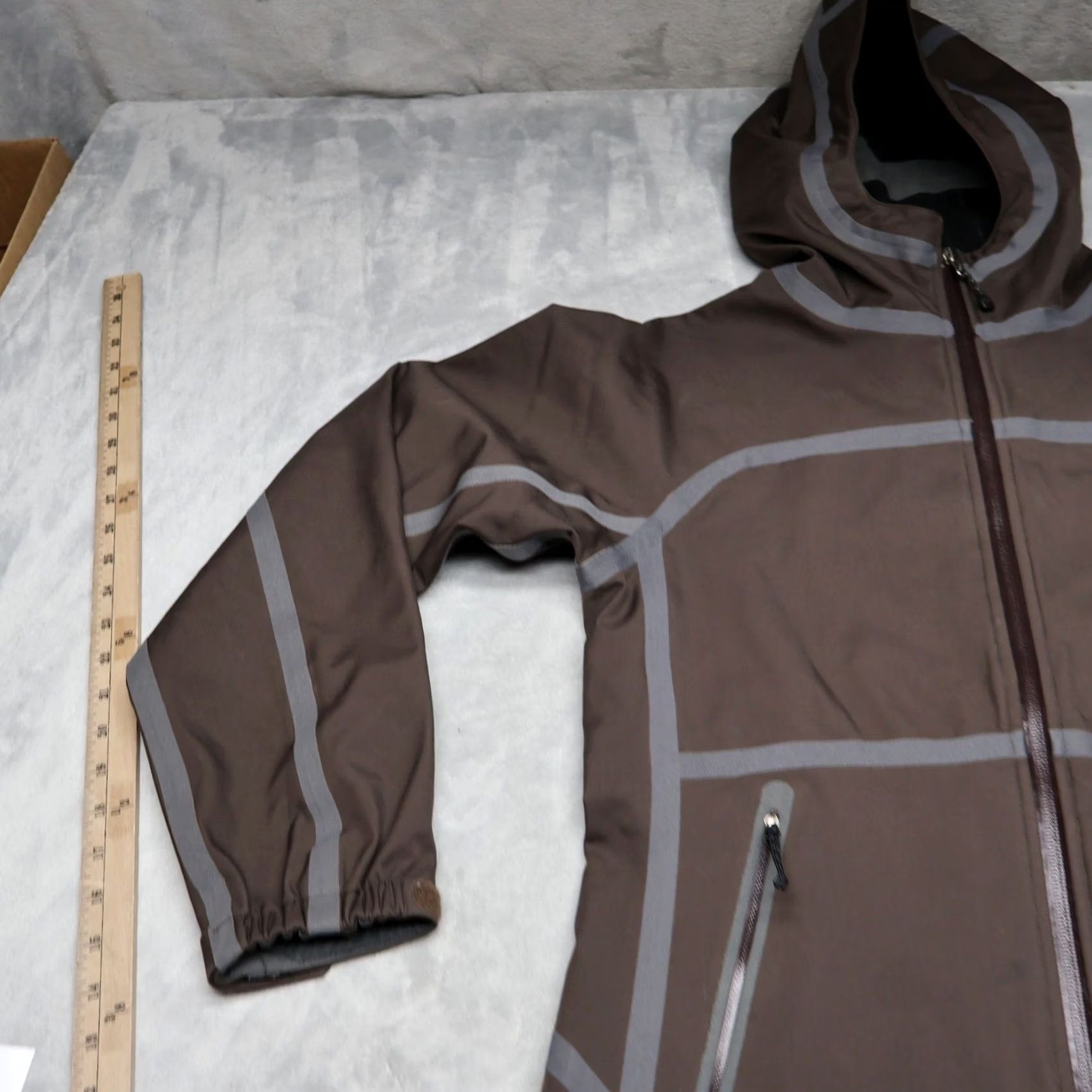 Outdoor Research Outdoor Research Jacket Womens Medium Brown Mithril Stormshell Wind Rain Hiking Size M / US 6-8 / IT 42-44 - 2 Thumbnail