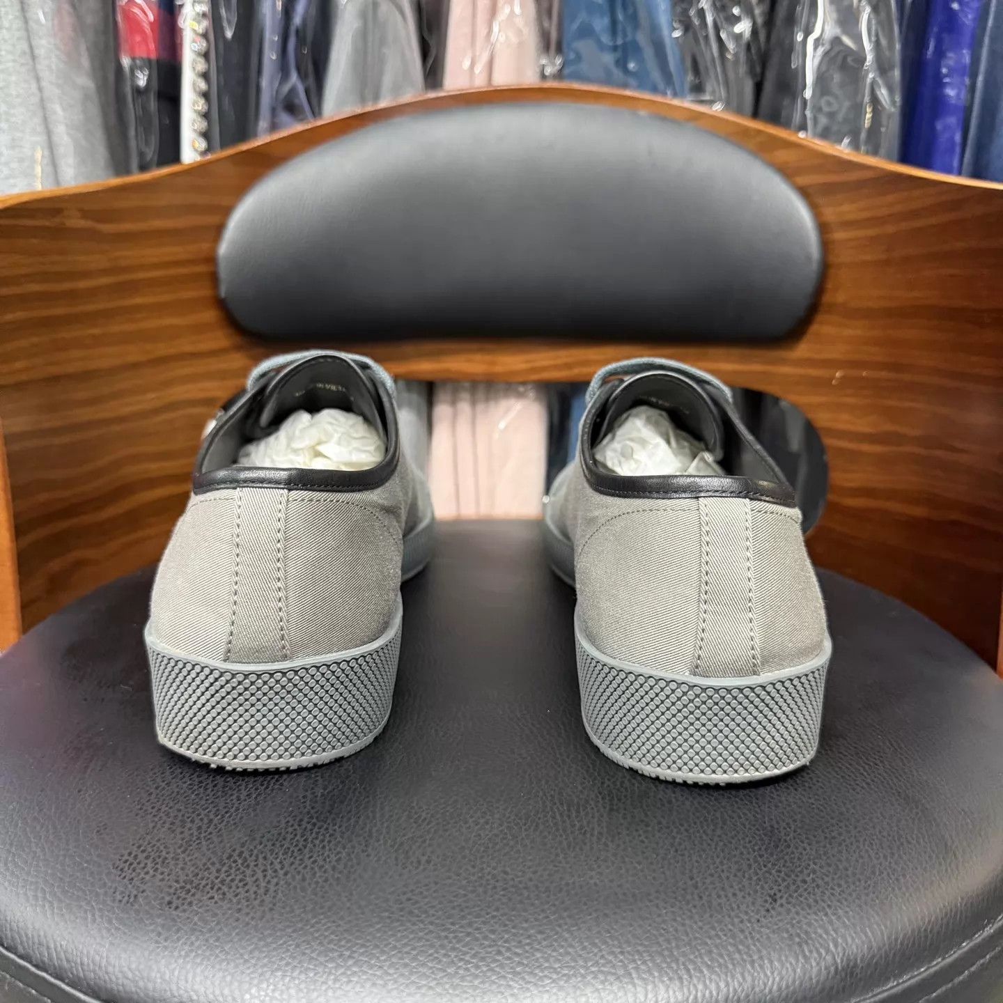 Prada Prada Gray Canvas & Leather Sneakers 8.5/42.5 Like New Size US 9.5 / EU 42-43 - 3 Thumbnail