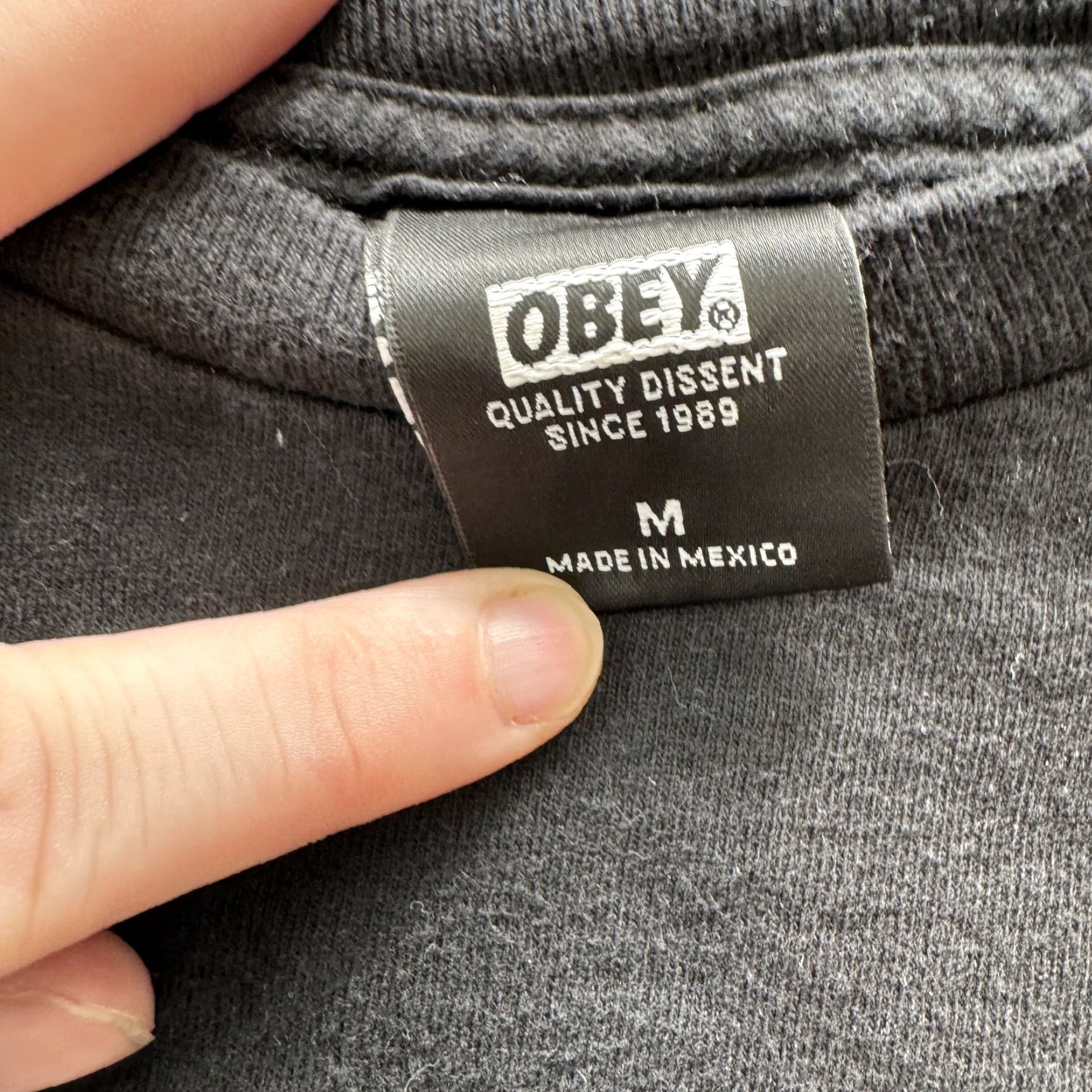 Obey VINTAGE Obey Shirt Mens Medium Black Graphic Tee Hand Globe Earth Streetwear Skate Rare Size US M / EU 48-50 / 2 - 3 Thumbnail