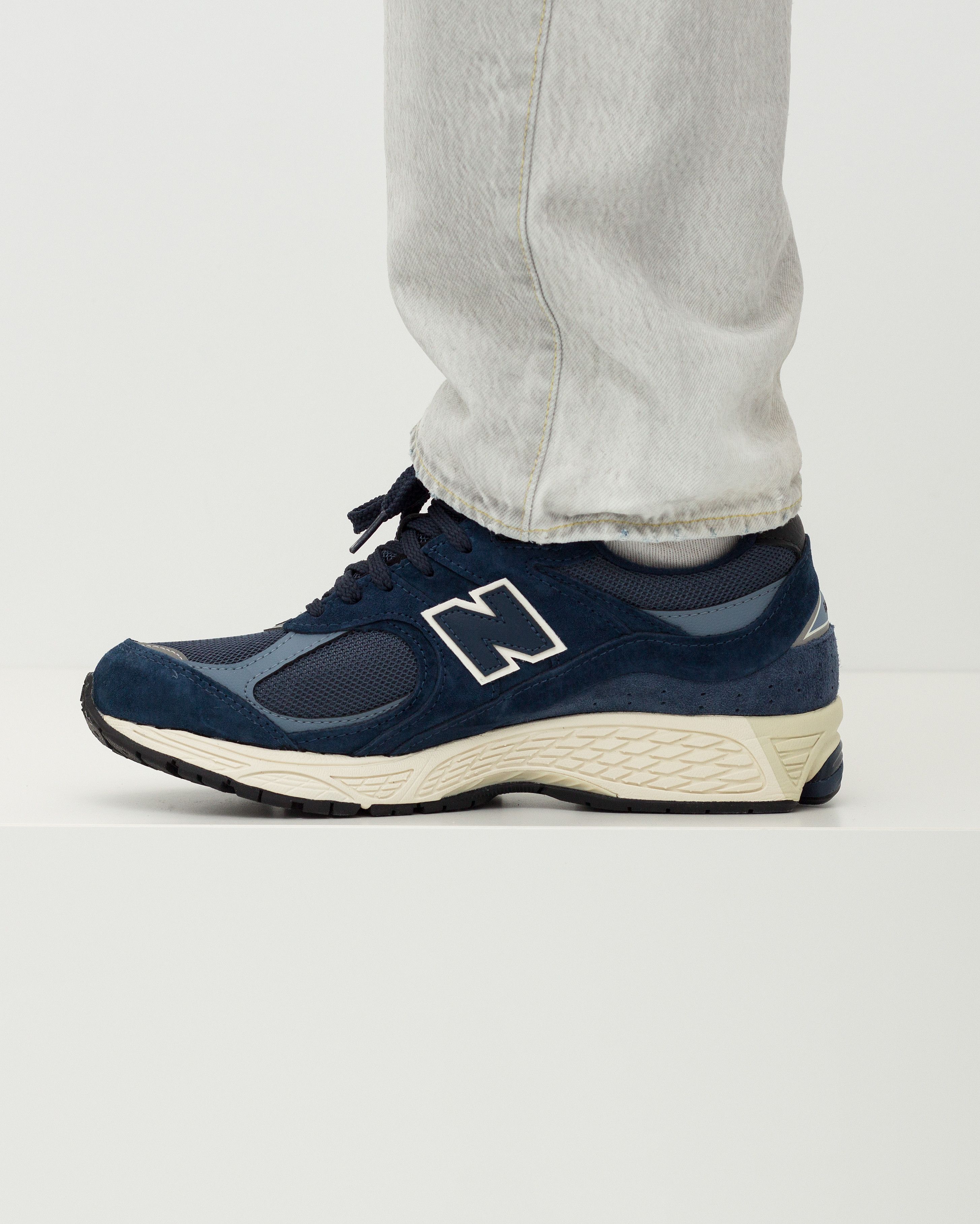 New Balance 2002r GoreTex Vintage Navy M2002RXF Size US 8.5 / EU 41-42 - 19 Thumbnail