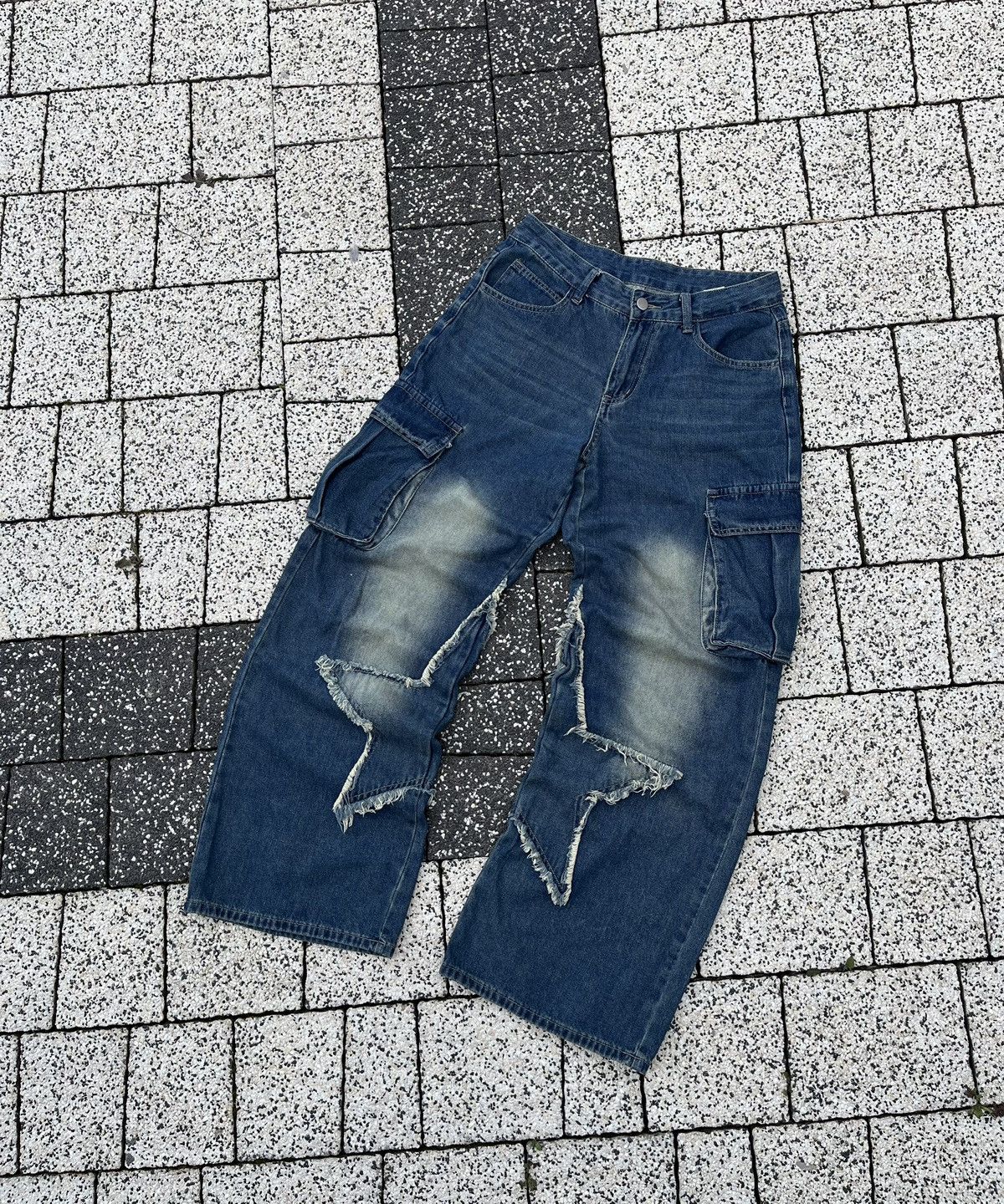 Japanese Brand Vintage Baggy Pants Embroidery Star Denim Streetwear Faded Size US 29 - 1 Thumbnail