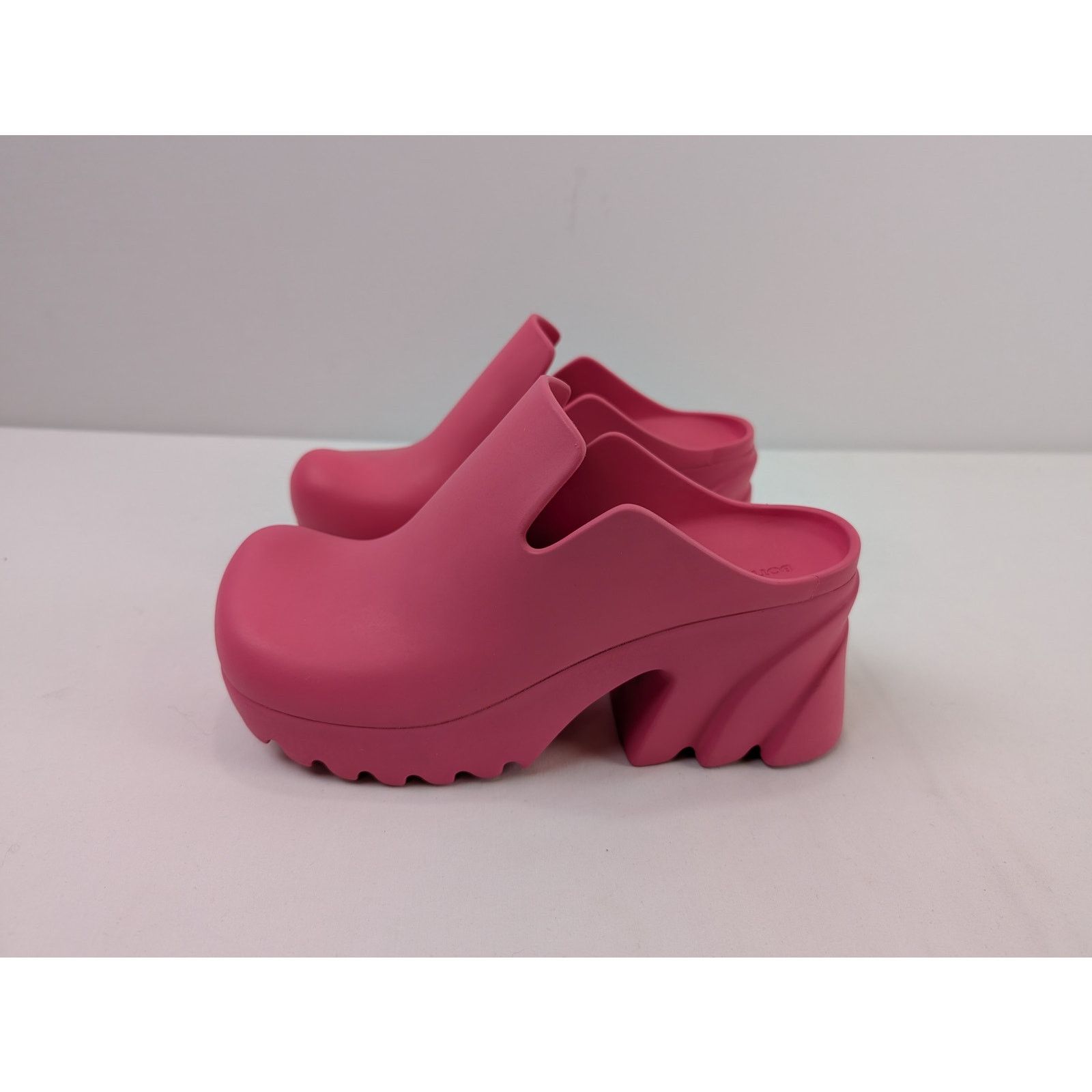 Bottega Veneta o1rshd1 Gel Rubber Flash Pump in Cranberry Size US 9 / IT 39 - 5 Thumbnail