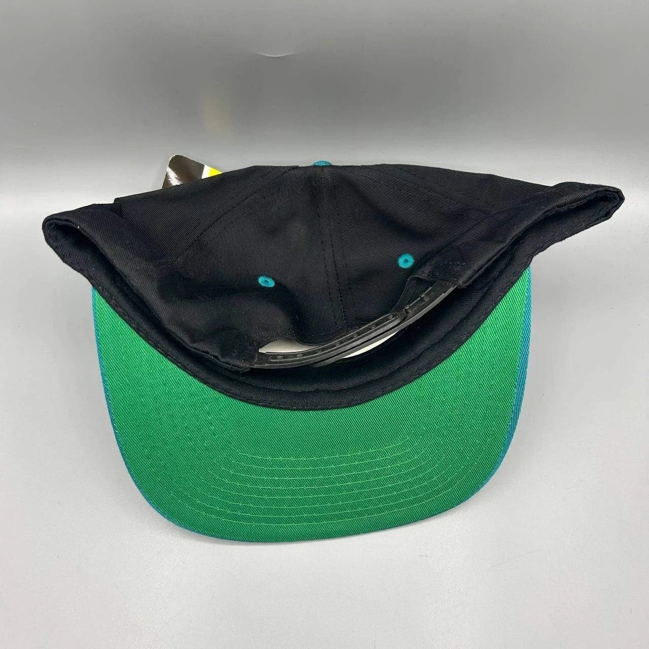 Other Vancouver City Series Hat Men Embroidered Snap Back Size ONE SIZE - 4 Thumbnail
