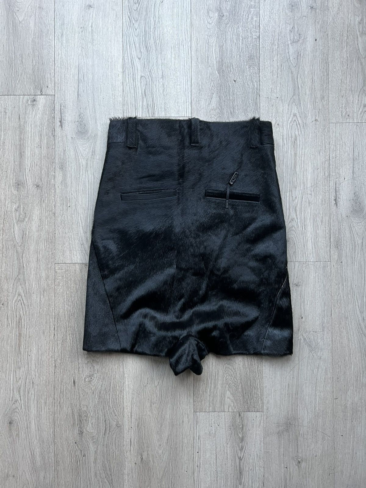 Boris Bidjan Saberi Boris Bidjan Saberi Pony Hair Low-crotch Shorts Size US 32 / EU 48 - 2 Thumbnail