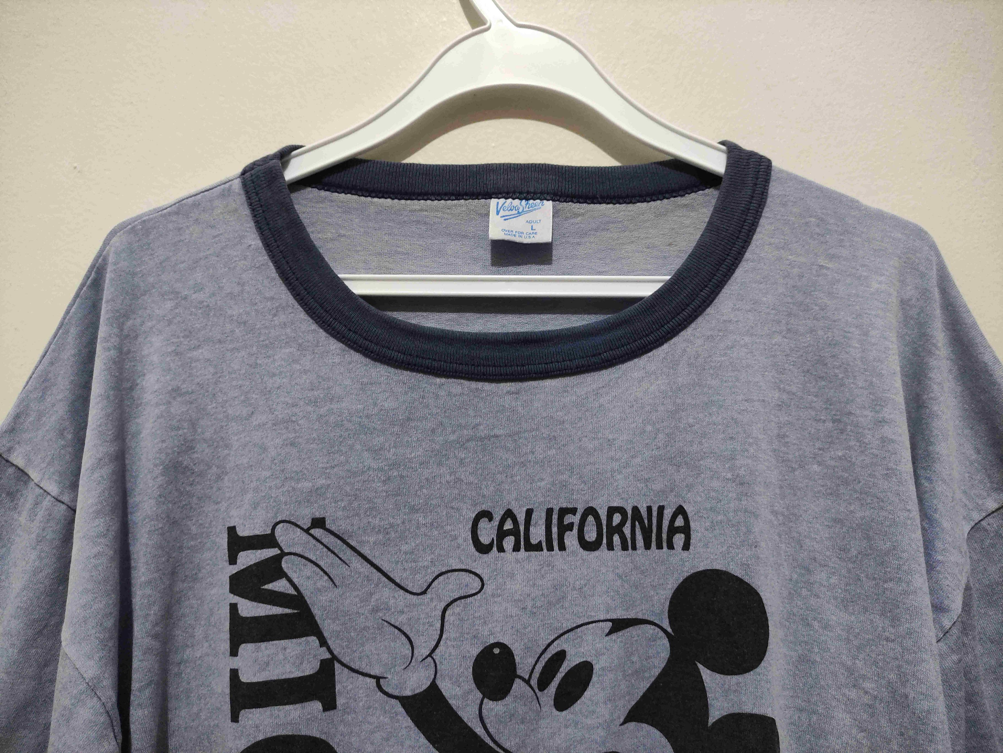 Velva Sheen Vintage Mickey Mouse Ringer Print T-Shirt Made in Usa Size US L / EU 52-54 / 3 - 2 Thumbnail