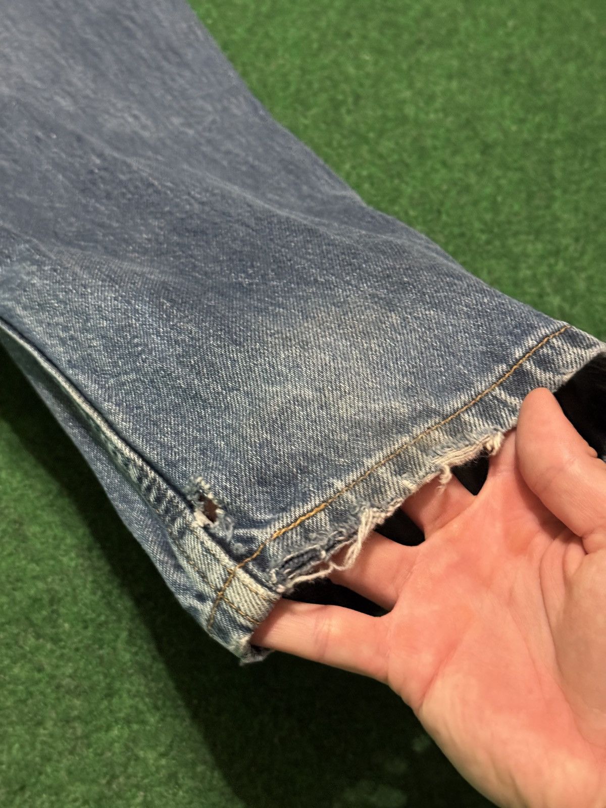 Levi's Vintage Clothing Levis 505 Vintage 90s 32x32 Straight Leg Medium Wash Jeans Size US 32 / EU 48 - 13 Thumbnail