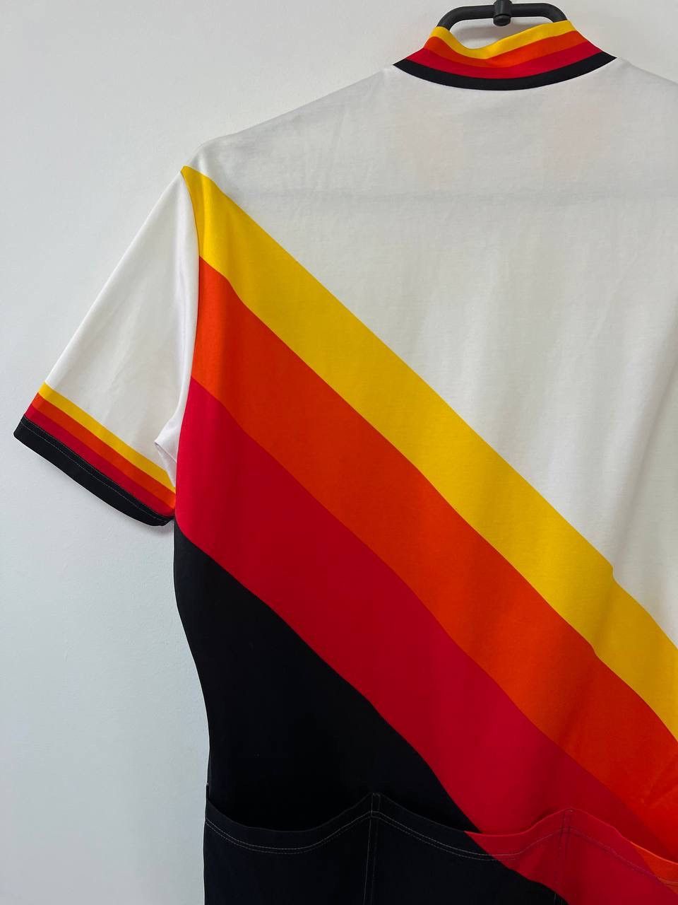 Other Assos Cycling Jersey Bicycle Shirt Switzerland Bike XLG Size US XL / EU 56 / 4 - 19 Thumbnail