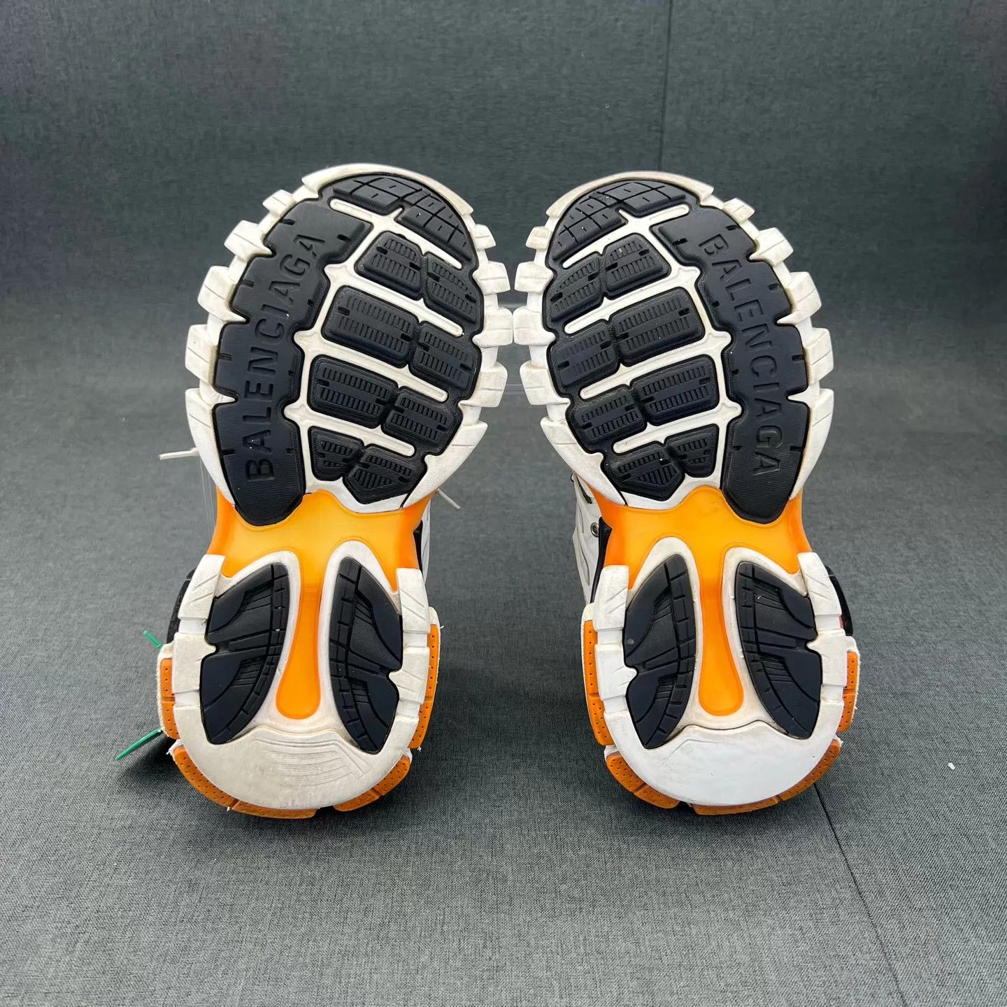 Balenciaga Balenciaga Track White Orange 37 Good Condition Size US 7 / IT 37 - 7 Thumbnail