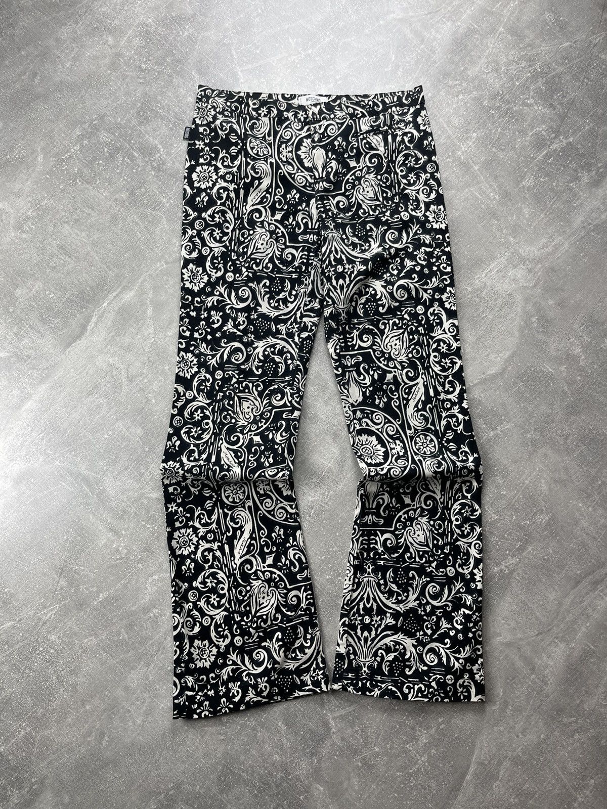 Moschino Moschino Jeans VNTG Paisley Print Flared Pants Black White Size 30" / US 8 / IT 44 - 2 Thumbnail
