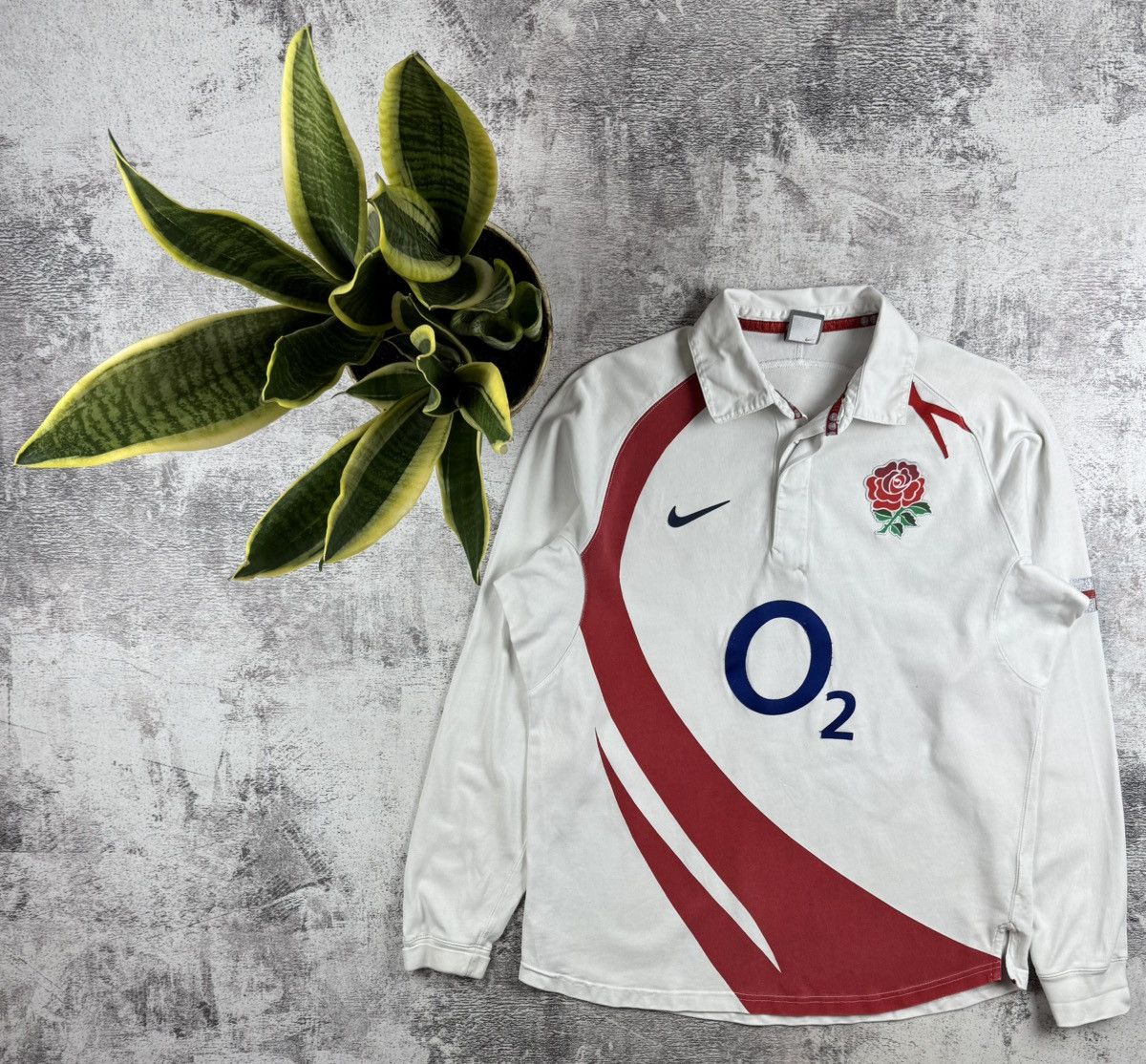 Nike Vintage Nike England 2003/2004 Rugby Y2K O2 Long Sleeve JerseyPolo T Shirt Size US L / EU 52-54 / 3 - 1 Thumbnail