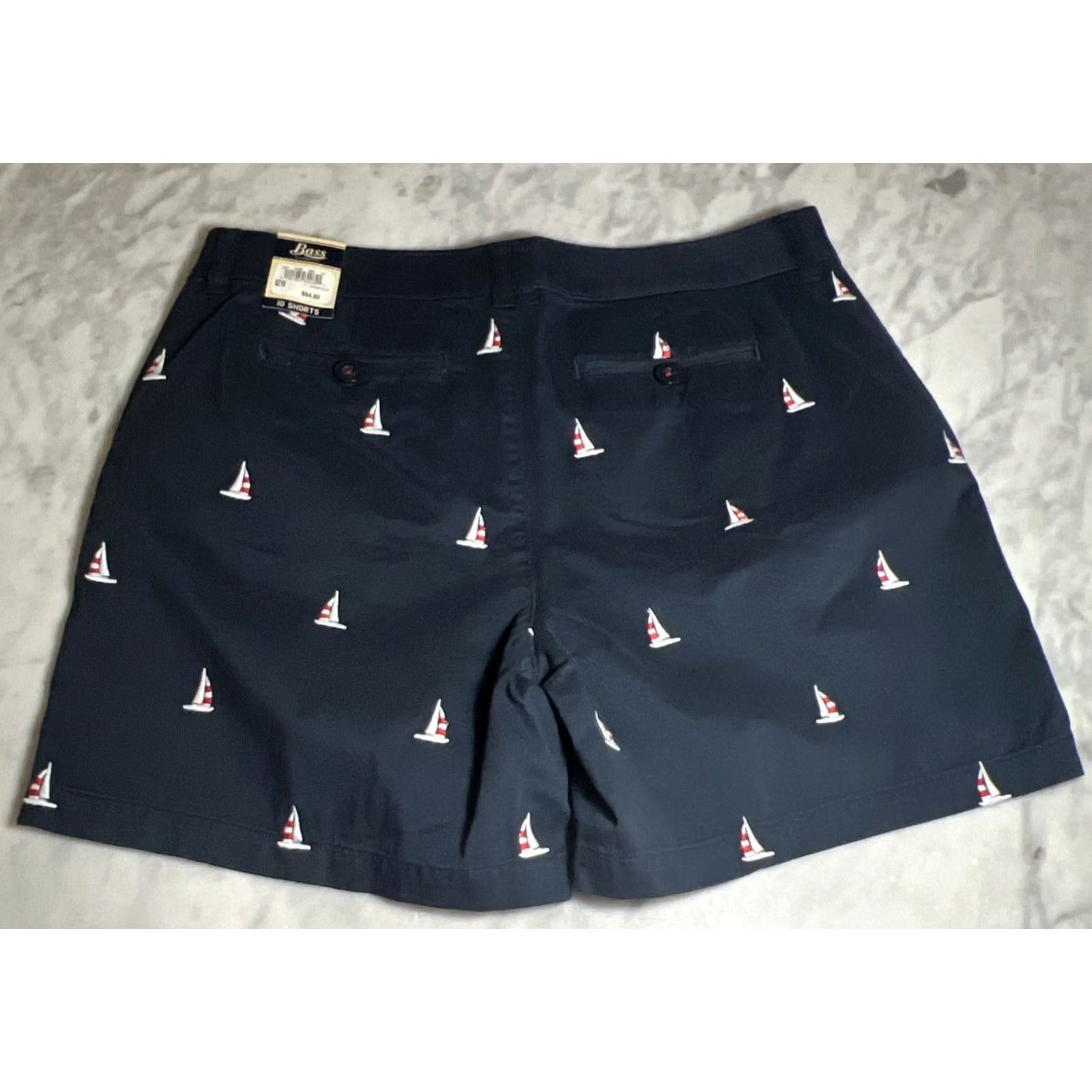 Vintage GH Bass Heritage Shorts Women’s 10 Navy Sailboat Pattern Nautical Flat Front Size 32" / US 10 / IT 46 - 4 Thumbnail