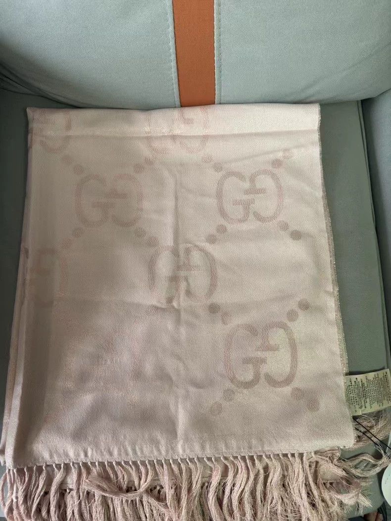 Gucci Gucci Double-sided gold silk large logo shawl scarf 2501-Ne Size ONE SIZE - 1 Thumbnail