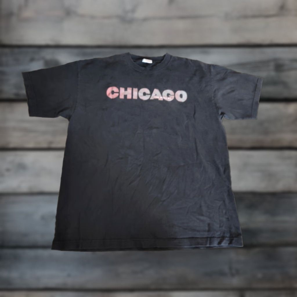 Vintage VINTAGE Chicago The Musical Tee Shirt Men's XL Black 1990s Broadway Graphic Tee Channel Murina 6 100% Cotton Mens XL Black 90s Music Broadway Tee Size US XL / EU 56 / 4 - 1 Thumbnail