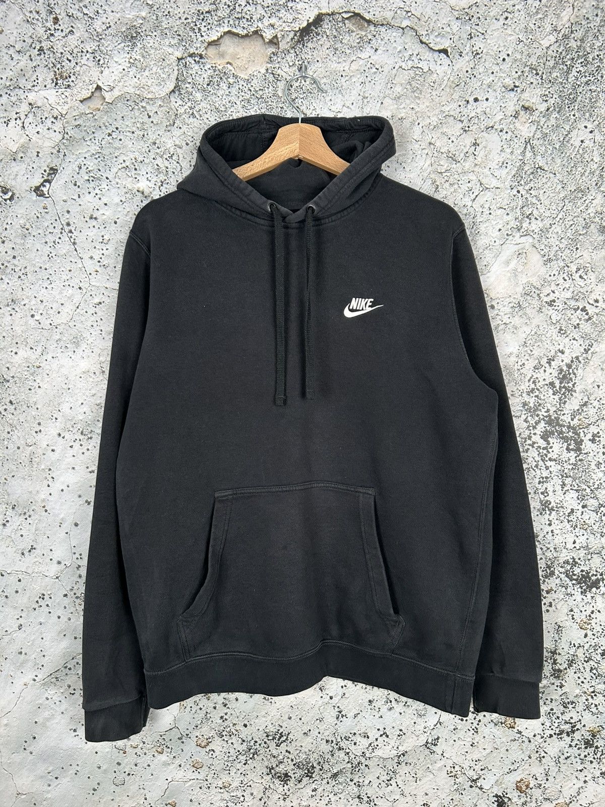 Nike Vintage Nike Swoosh Logo Hoodie Streetwear Baggy Rap Sport Size US M / EU 48-50 / 2 - 1 Thumbnail
