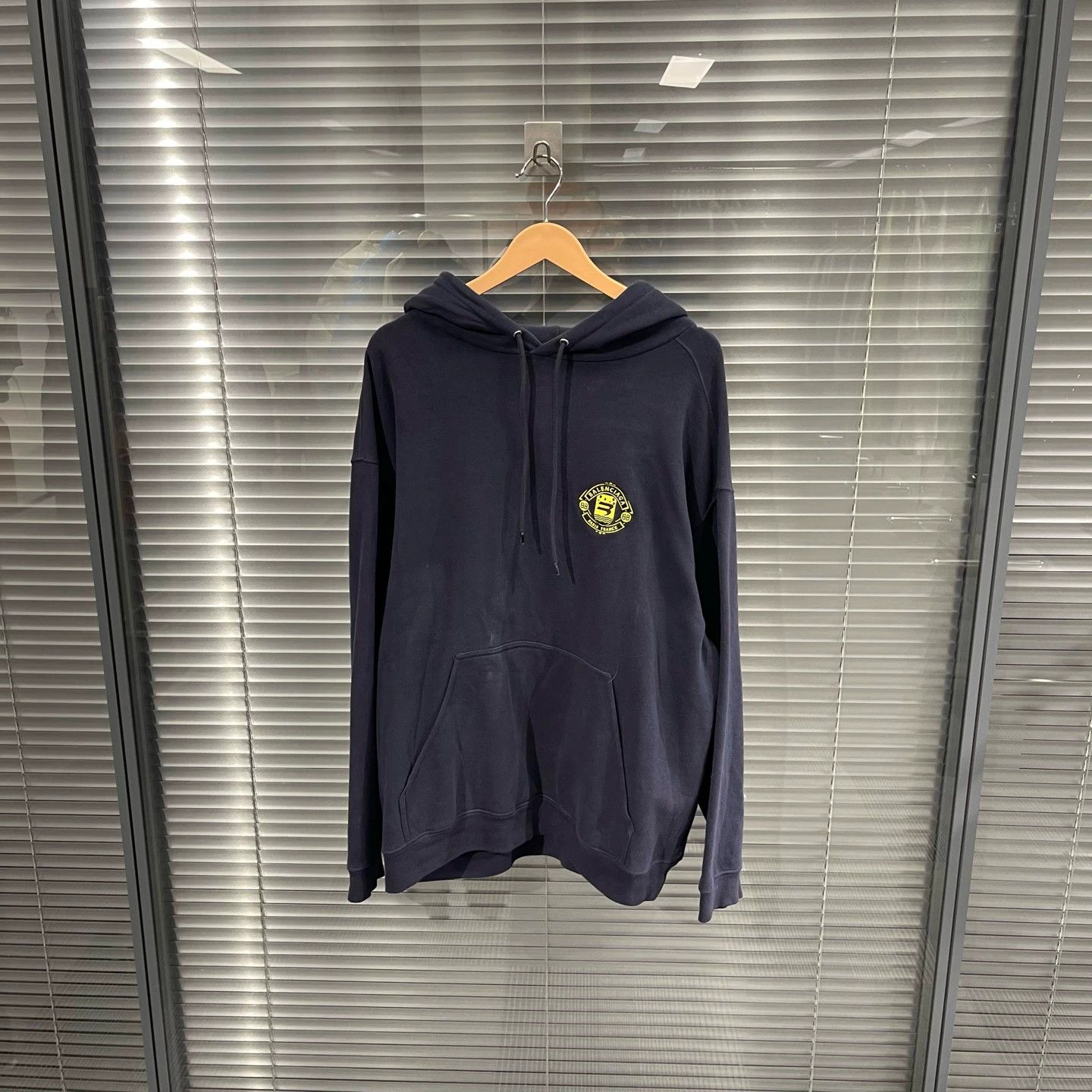 Balenciaga Balenciaga x MU Embroidered Sweatshirt M 99new Size US M / EU 48-50 / 2 - 1 Thumbnail