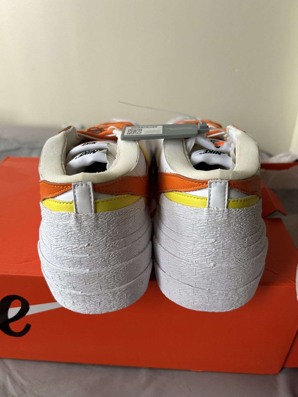 Nike Nike blazer sacai low white and magma orange-sz15 Size US 15 / EU 48 - 5 Thumbnail