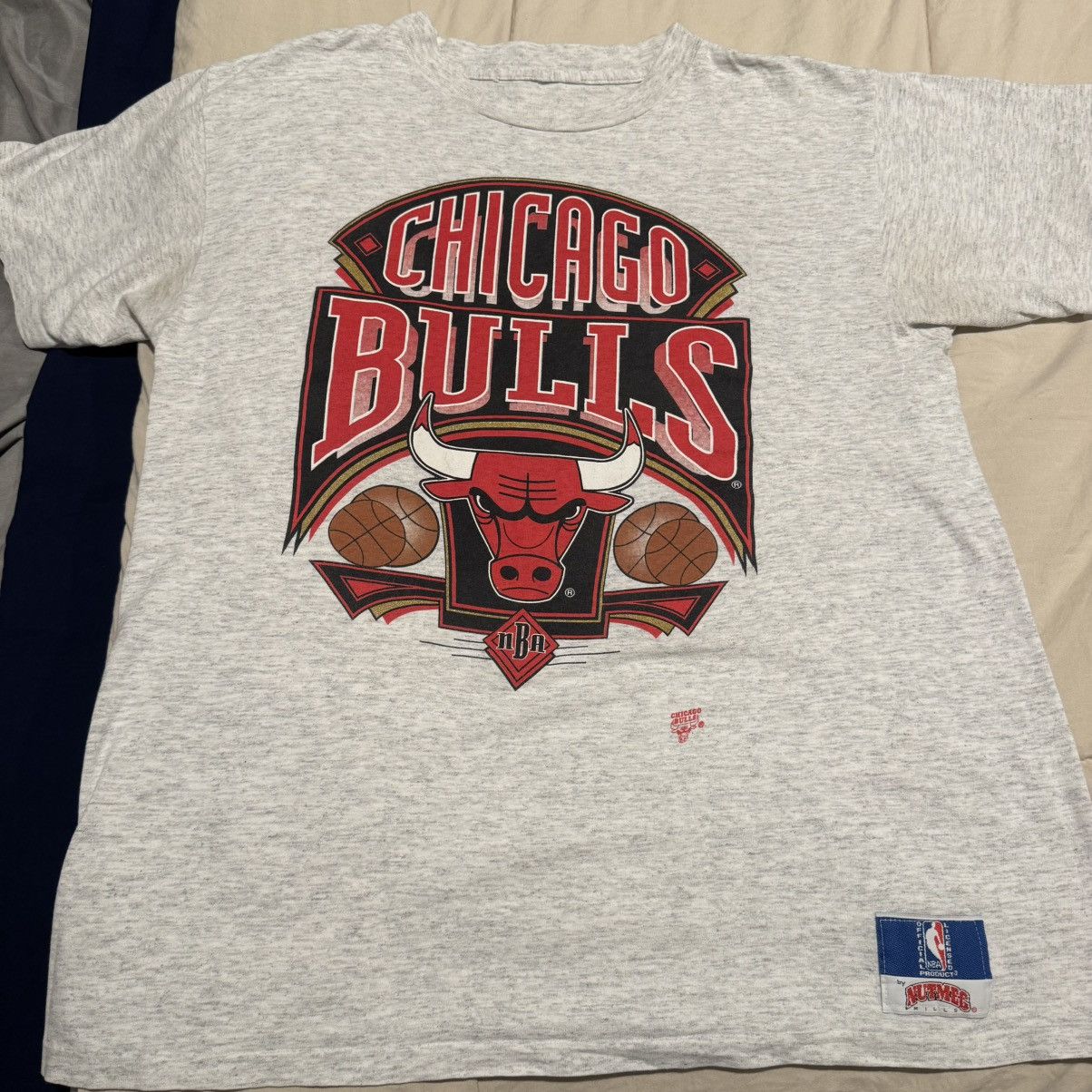 Nutmeg × Vintage NUTMEG Chicago Bulls Tee Size US L / EU 52-54 / 3 - 2 Thumbnail