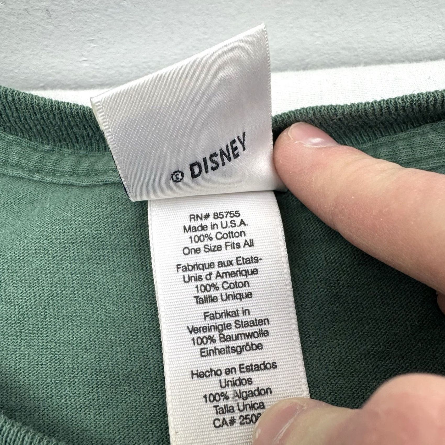 Disney VINTAGE Disney Store Tigger Sleep T Shirt Adult OSFA Disney World 90s Pooh Shirt Mens Green Cotton Short Sleeve Crew Neck 90s Cartoon Size US M / EU 48-50 / 2 - 4 Thumbnail