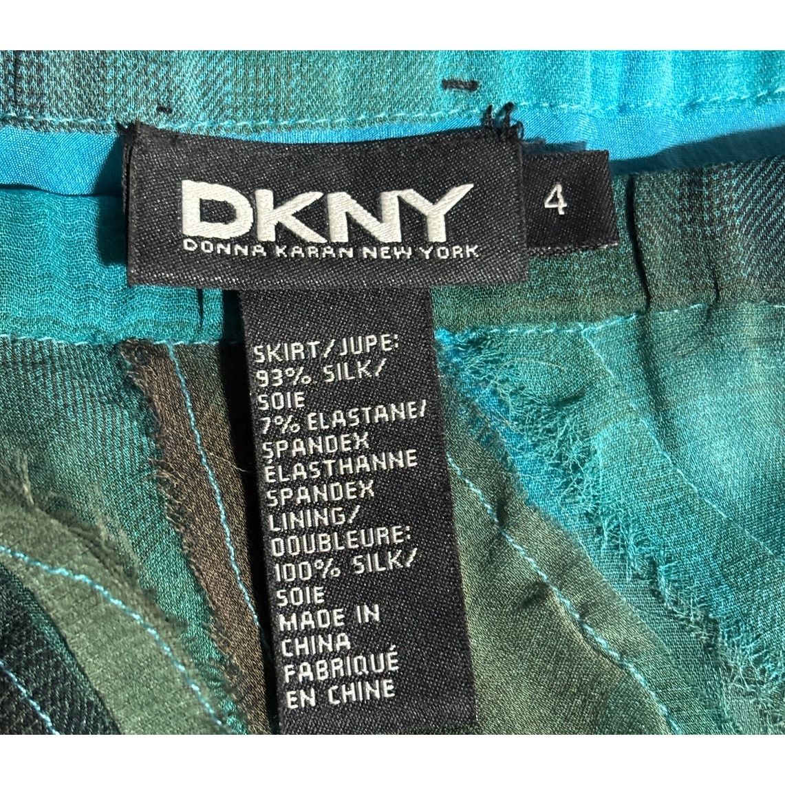 DKNY Size 4 | Vintage DKNY Silk Tiered Silk Print Midi Skirt Size 27" / US 4 / IT 40 - 6 Thumbnail
