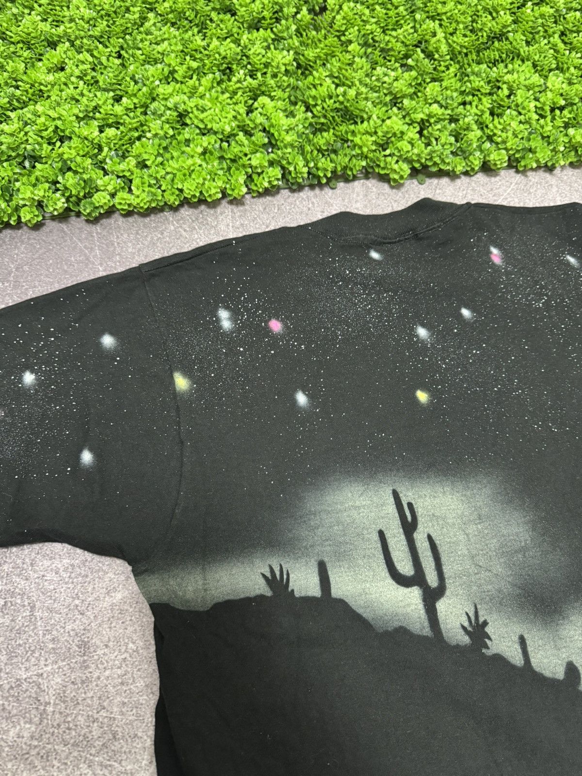 Vintage Vintage Space Cowboy Moon Over Print T Shirt Graphic Print Size US L / EU 52-54 / 3 - 11 Thumbnail