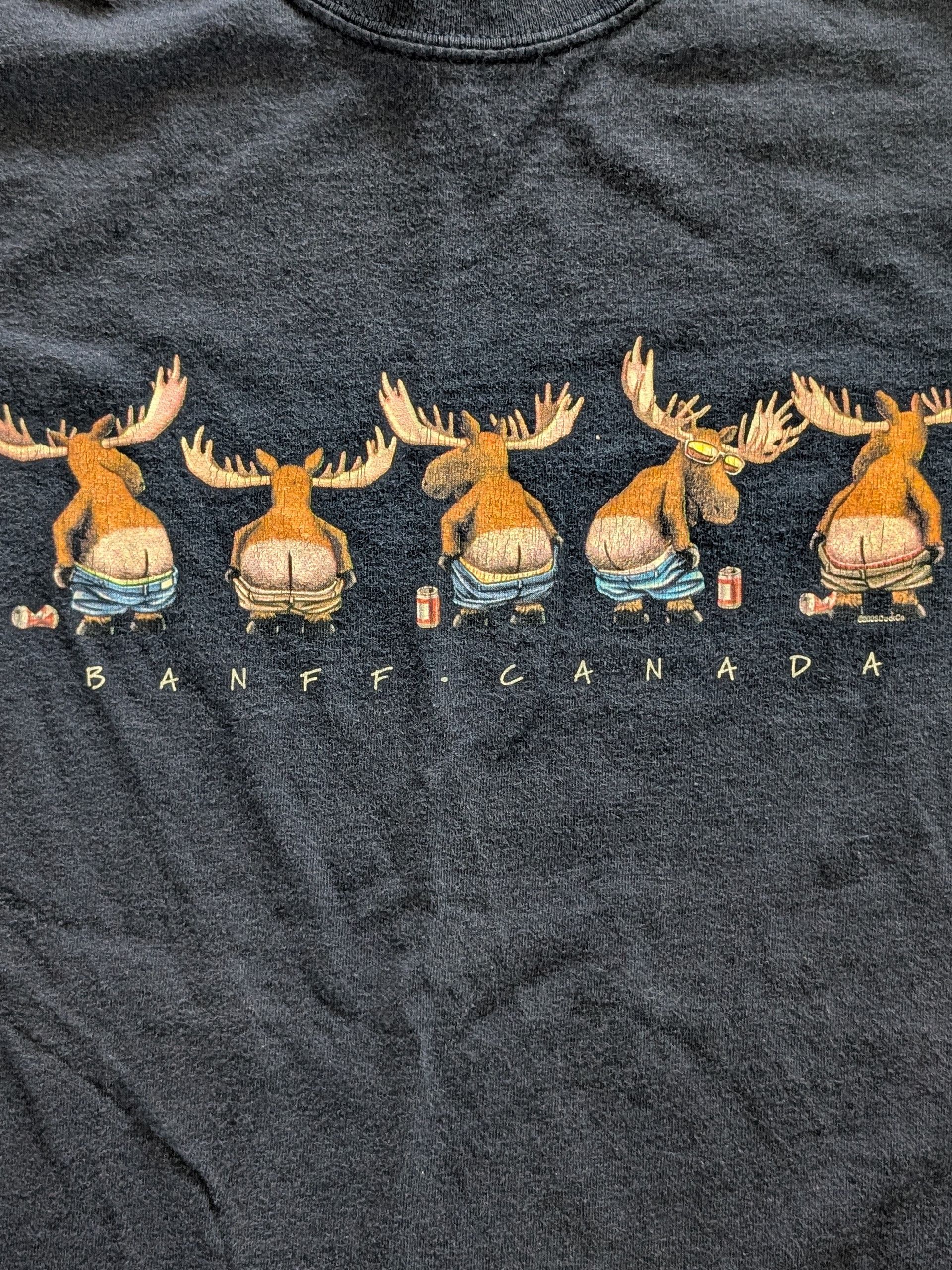 Gildan Banff Canada Moose Mooning T- Shirt - Size M Size US M / EU 48-50 / 2 - 2 Thumbnail