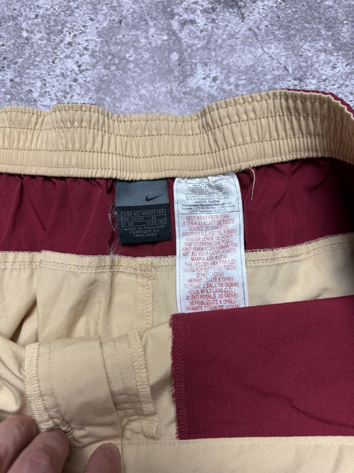 Vintage Vintage Nike Shorts 90s Y2K Size US 35 - 4 Thumbnail