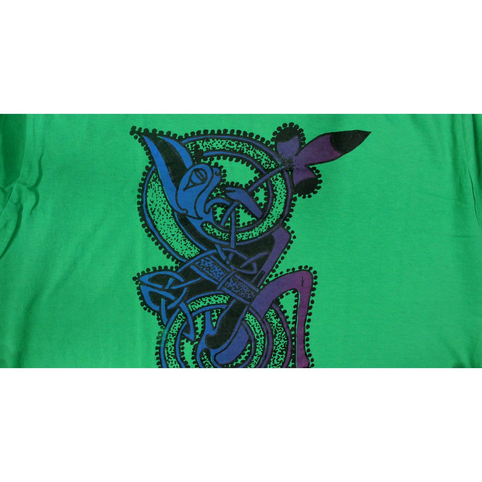 Vintage Vintage 90s Single Stitch Celtic Cat & Bird Art Tee Size US L / EU 52-54 / 3 - 8 Thumbnail