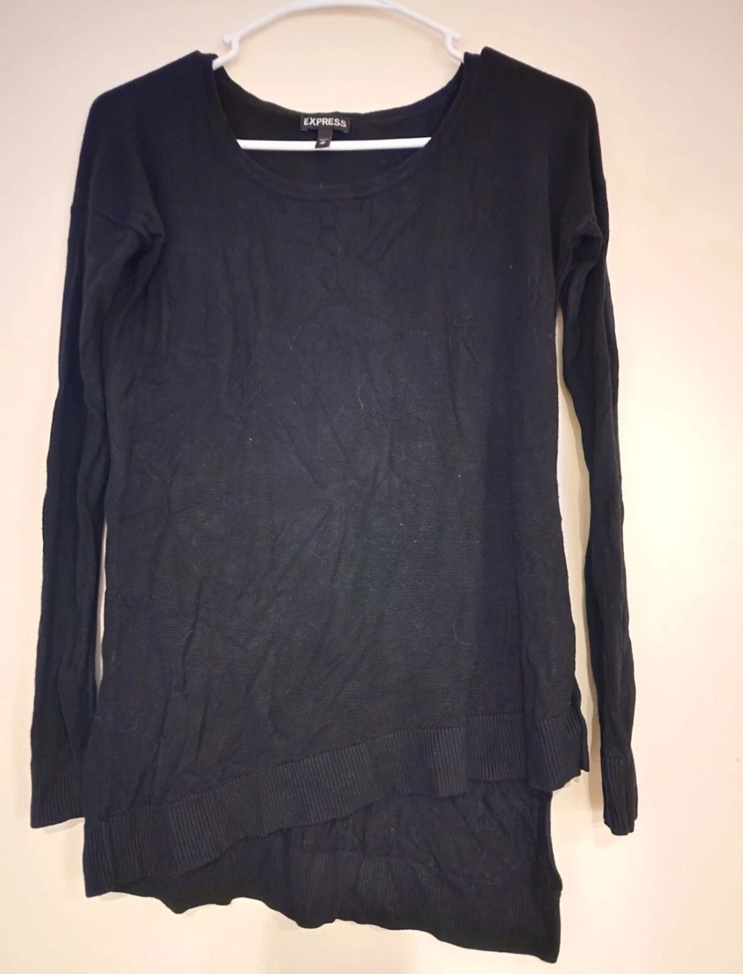Express Express Black Asymmetrical Long U Scoop Neck Sweater XS Size XS / US 0-2 / IT 36-38 - 1 Thumbnail