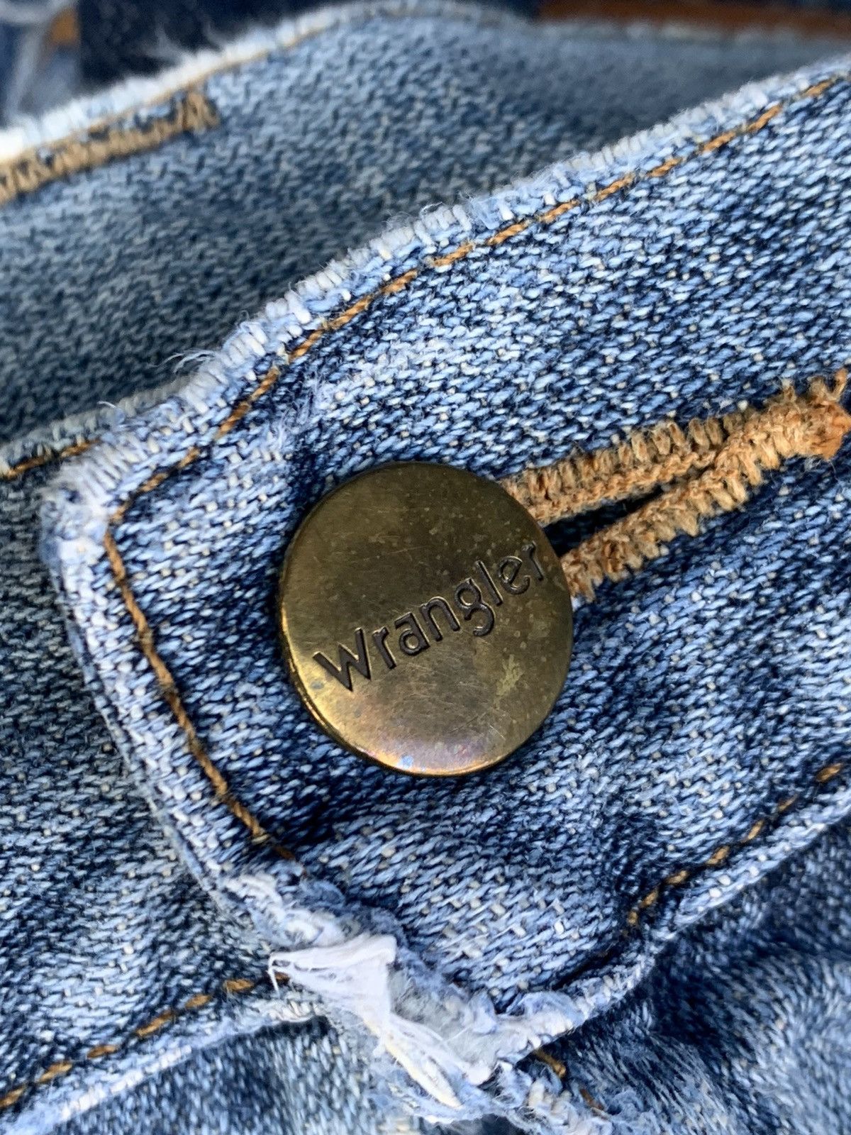 Wrangler Distressed baggy Wrangler jeans. Size US 32 / EU 48 - 5 Thumbnail