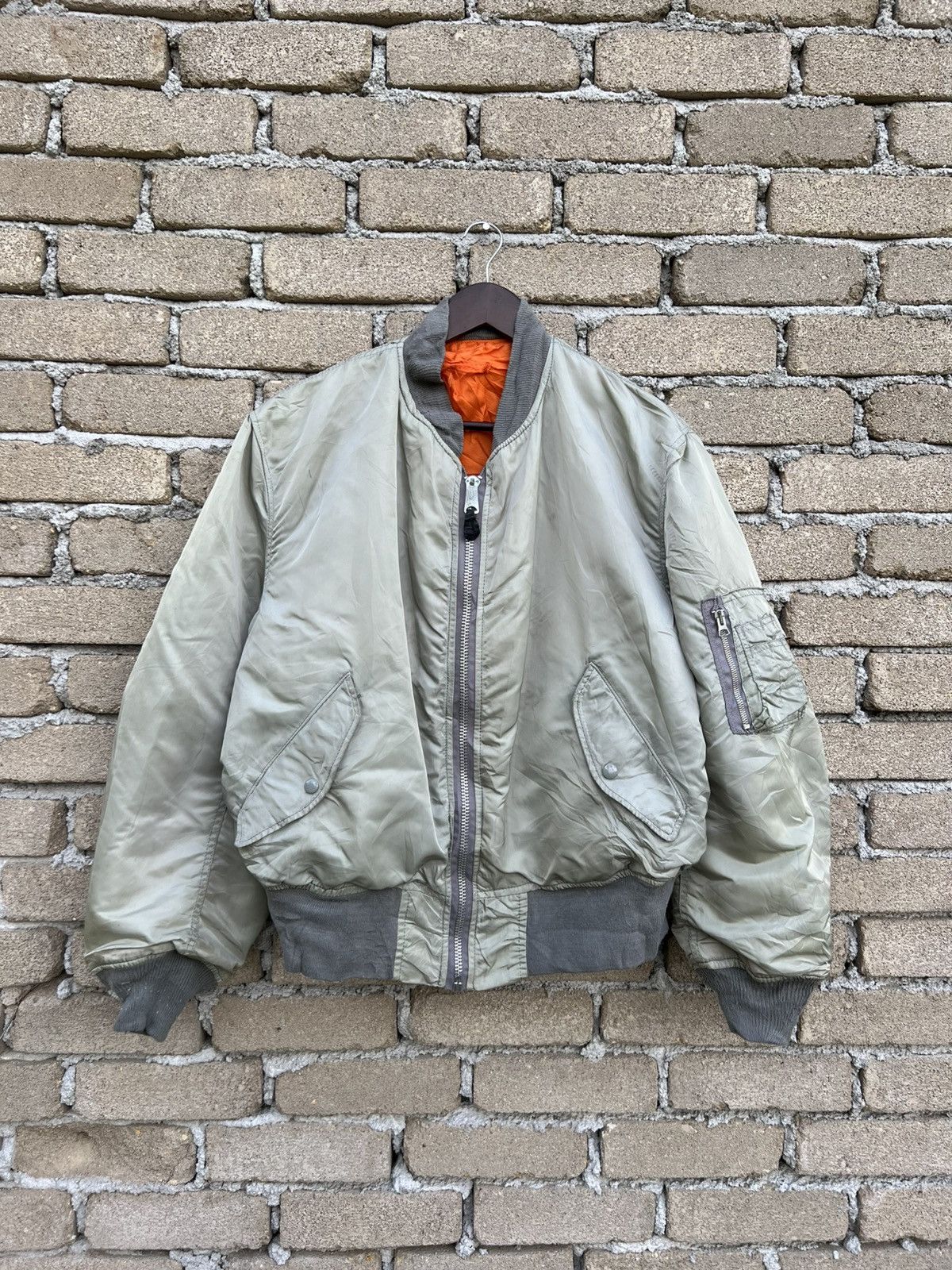 Alpha Industries Alpha Industries MA-1 Bomber Jacket Size US XL / EU 56 / 4 - 2 Thumbnail