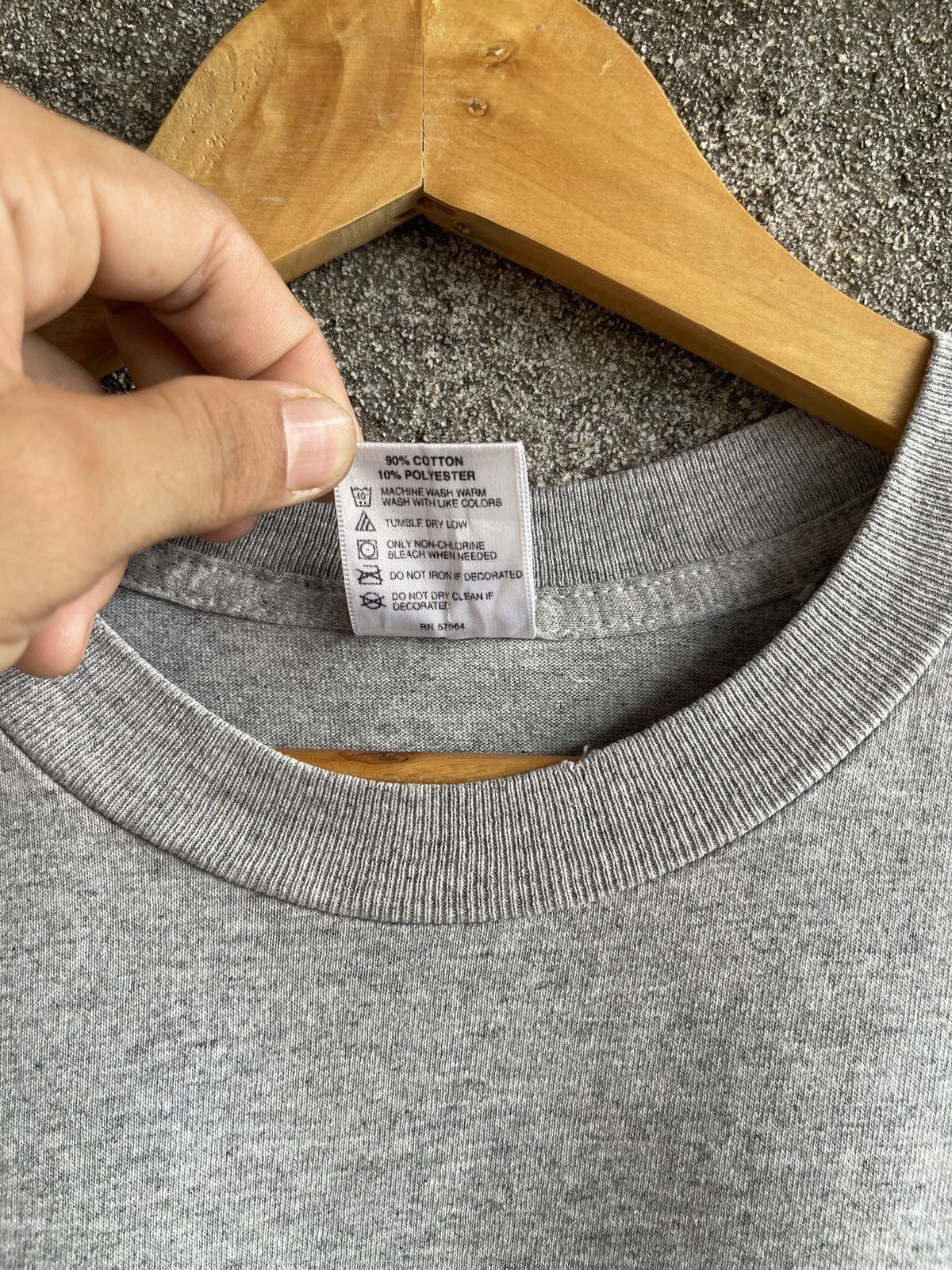 Ford Vintage 90s🔥BUILT TOUCH FORD TRUCKS🔥SpellOut Logo Tshirt Size US L / EU 52-54 / 3 - 9 Thumbnail