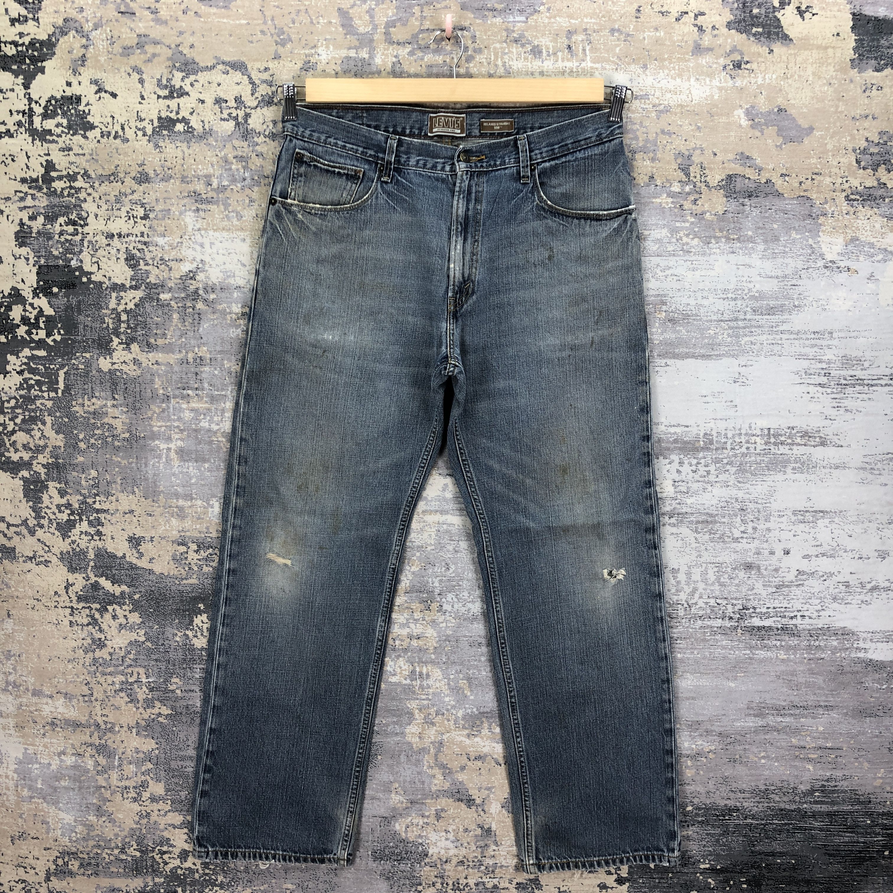 Levi's Vintage Distressed Levis 559 Baggy Jeans Levi's Faded Denim Size US 34 / EU 50 - 1 Thumbnail