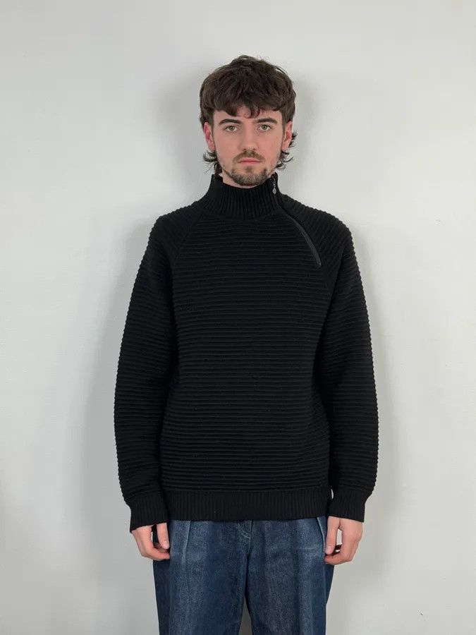 Armani 2000s Armani Asymmetrical Zip Collar Black Sweater Size US L / EU 52-54 / 3 - 2 Thumbnail