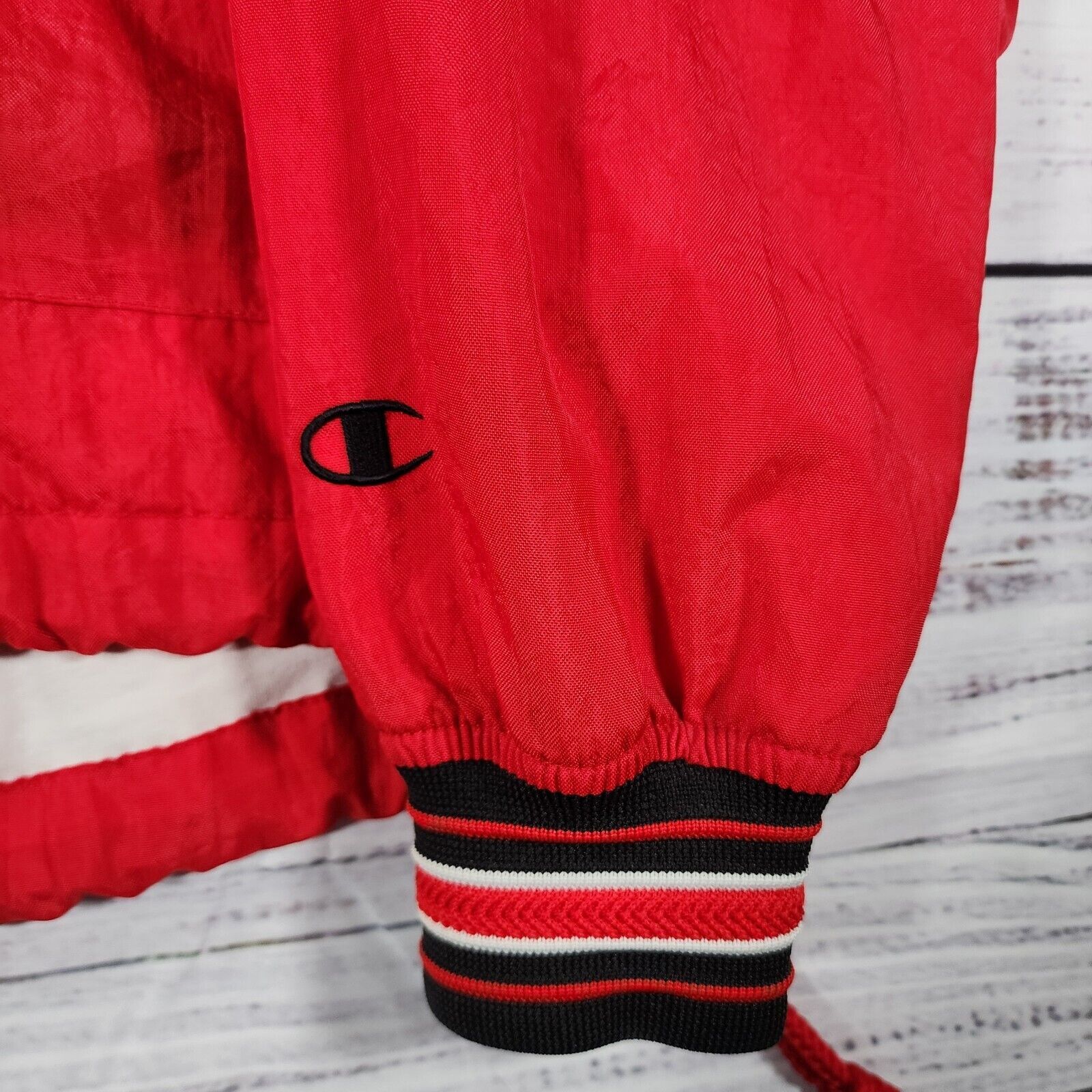 Champion VTG Champion Windbreaker Mens S Pullover Red With Black Size US S / EU 44-46 / 1 - 5 Thumbnail