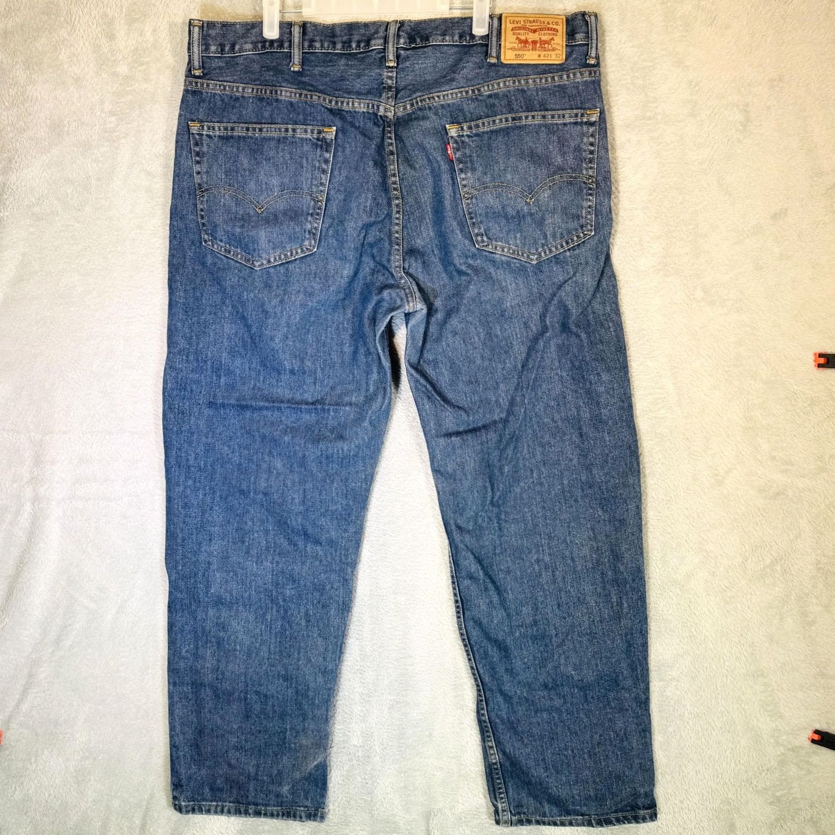 Levi's Levi's 550 Jeans Mens 42x32 Blue Medium Wash Relaxed Tapered Denim Zip Fly Jeans Size US 42 / EU 58 - 6 Thumbnail