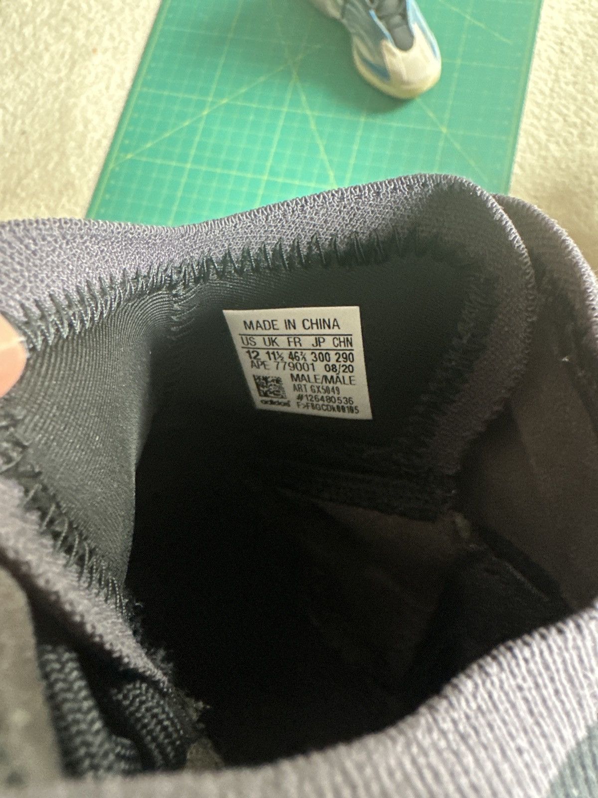Adidas YZY BSKTBL Size US 12 / EU 45 - 7 Thumbnail