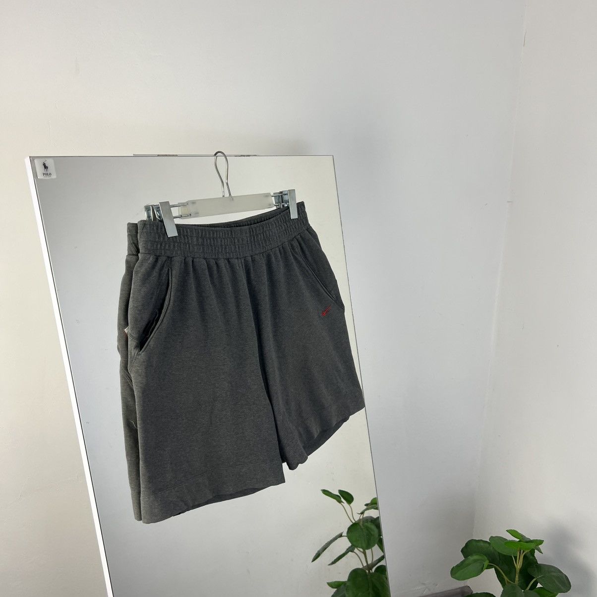 Nike Vintage Y2K Nike Swoosh Baggy Sweat Shorts Size US 34 / EU 50 - 1 Thumbnail