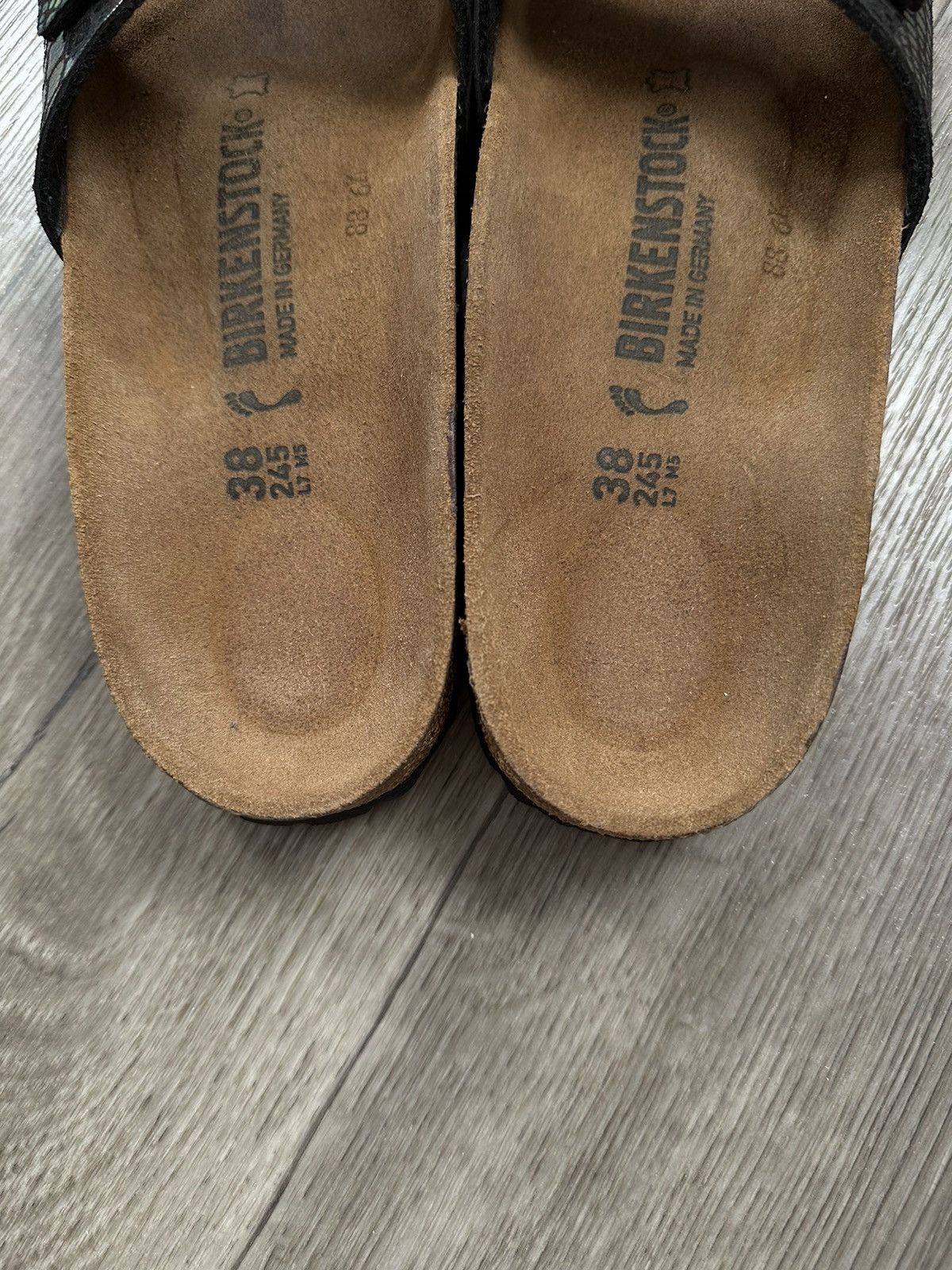 Birkenstock × Vintage 🫧Birkenstock Vintage Patent Leather Buckle Sandals Size US 8 / IT 38 - 8 Thumbnail