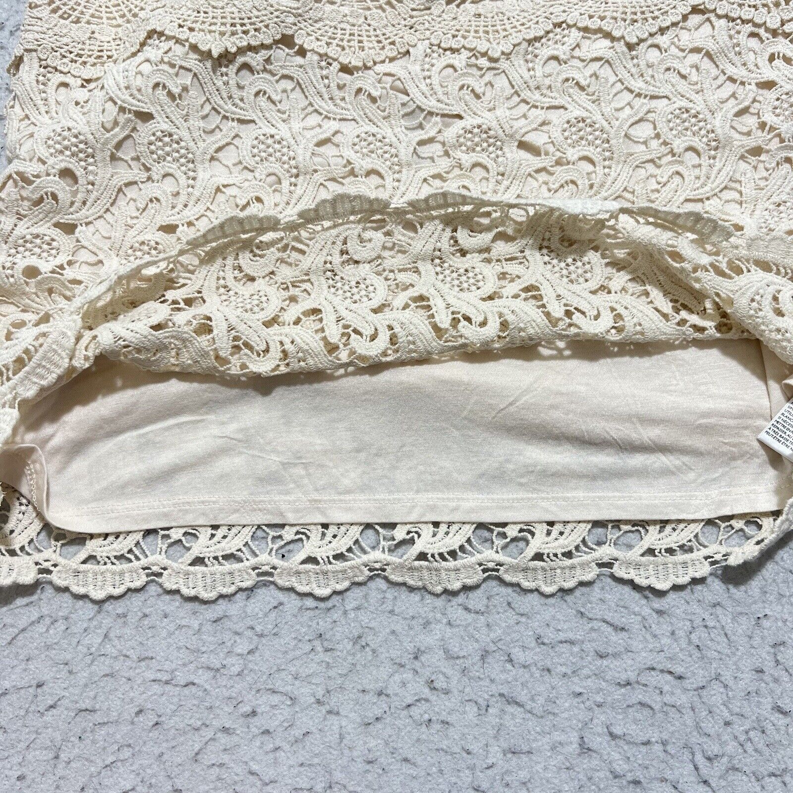 Urban Outfitters Pins and Needles Lace Crochet Mini Skirt Urban Outfitters Size 30" / US 8 / IT 44 - 6 Thumbnail