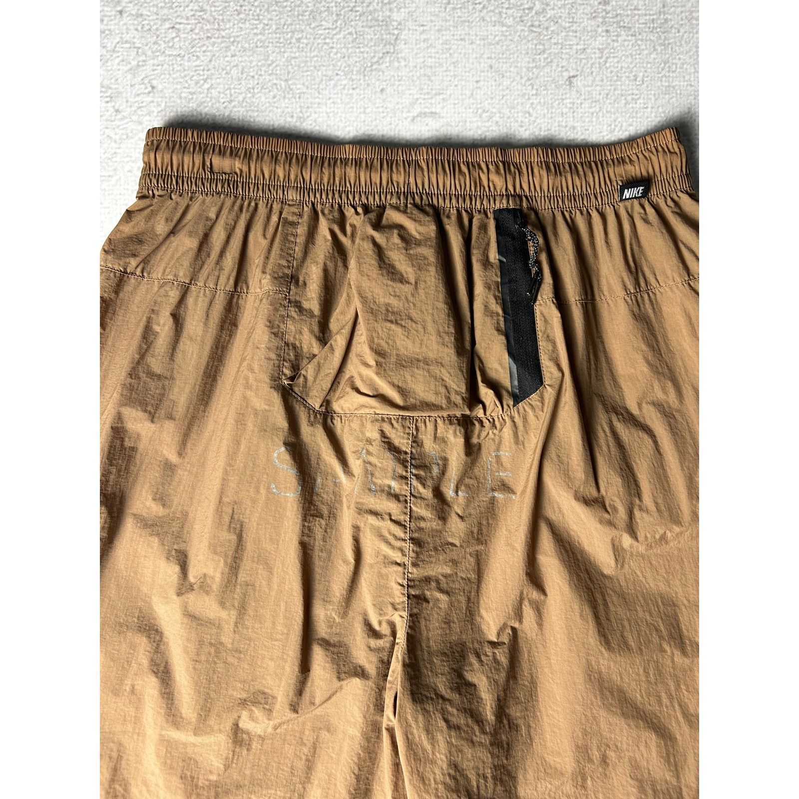 Nike Vintage Nike Brown Shorts - Men's Medium Size US 32 / EU 48 - 3 Thumbnail