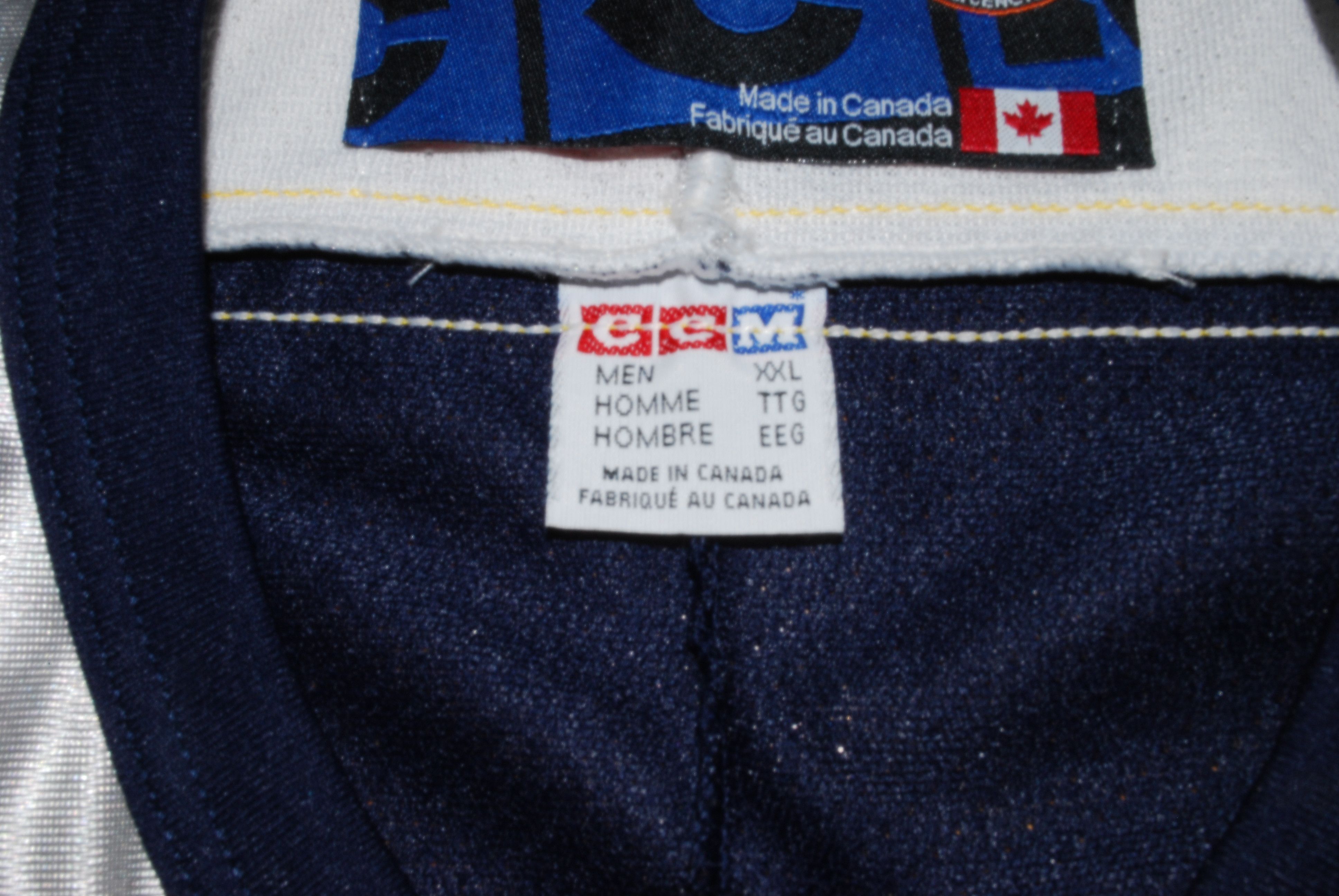 Ccm Vintage Early Y2k Nashville Predators Hockey Jersey by CCM Size US XXL / EU 58 / 5 - 6 Thumbnail