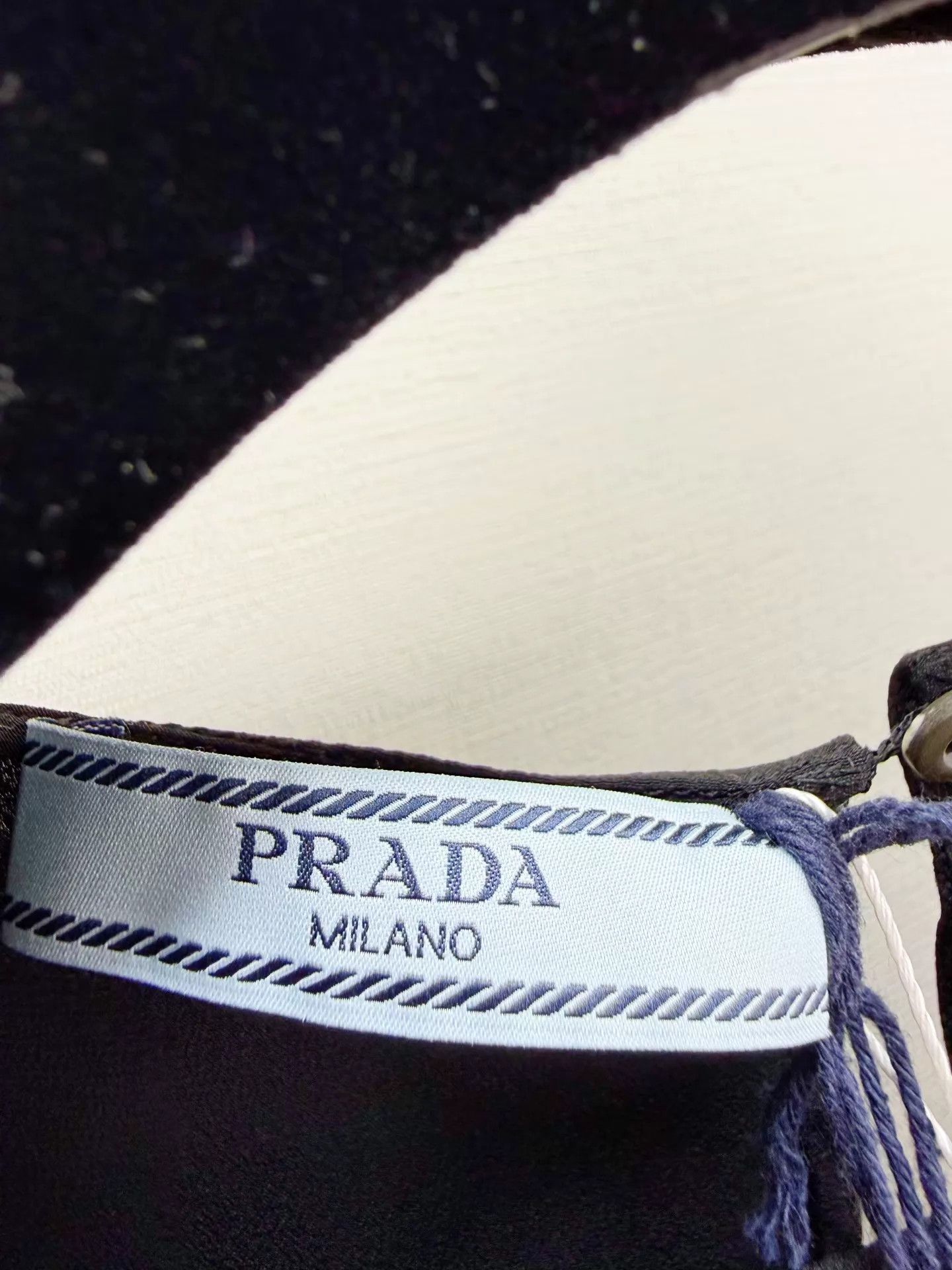 Prada Prada Women's Silk Tank Top M New With Tags Size M / US 6-8 / IT 42-44 - 3 Thumbnail