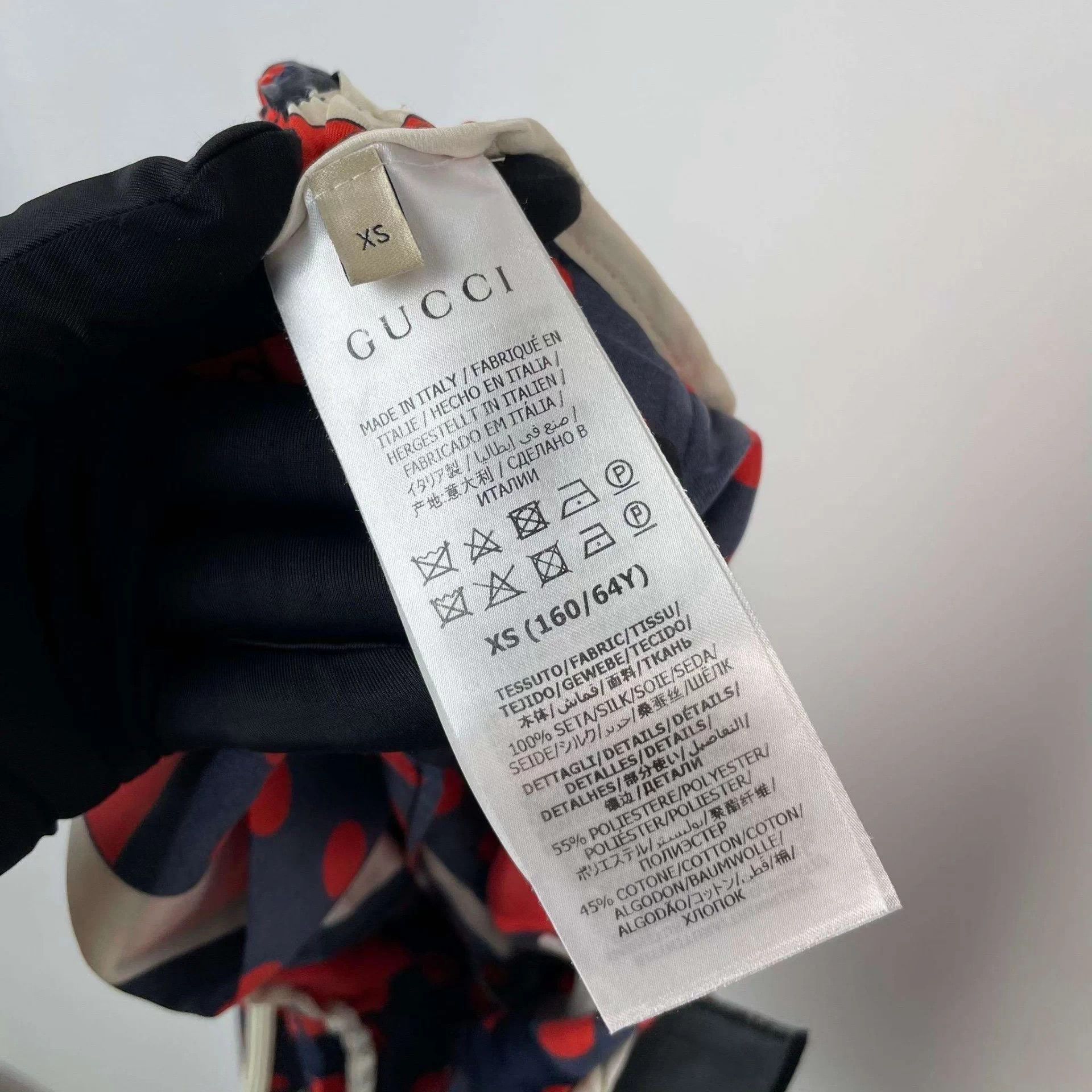 Gucci Gucci red xs shorts Size 24" / US 00 / IT 34 - 5 Thumbnail