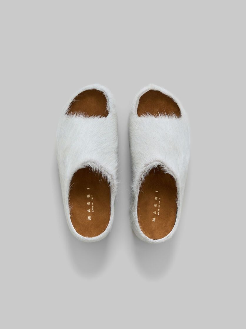 Marni o1w1db11125 Long Hair Chunky Clog Slide Sandals in White Size US 7 / IT 37 - 3 Thumbnail