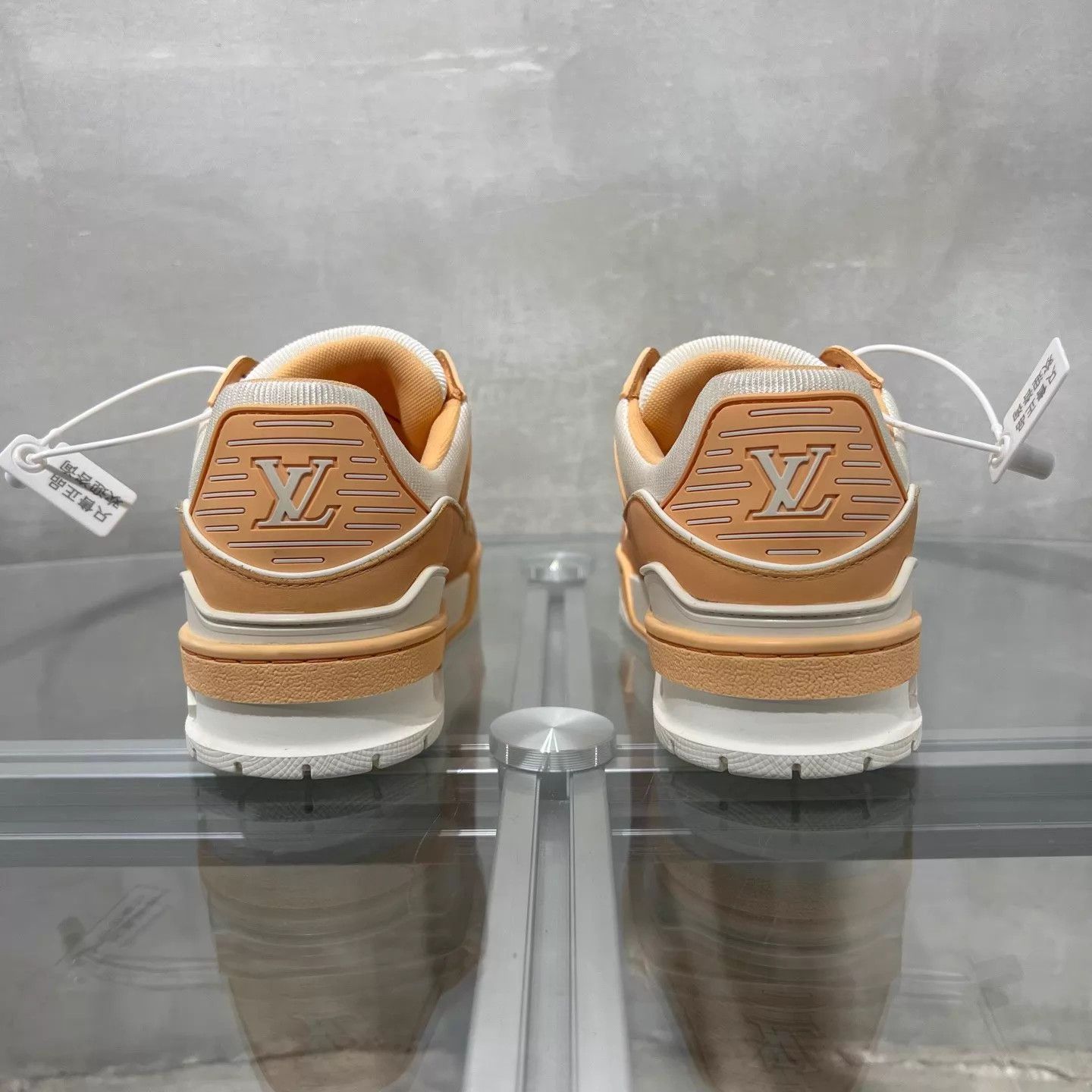Louis Vuitton Lv Trainer White Orange UK2 36 Size US 4.5 / IT 34.5 - 6 Thumbnail